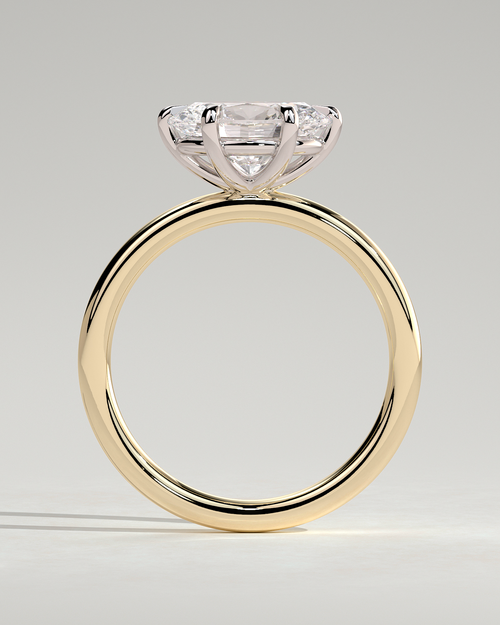 Allison - Oval East-West Solitaire - 18k Yellow Gold / 18k White Gold