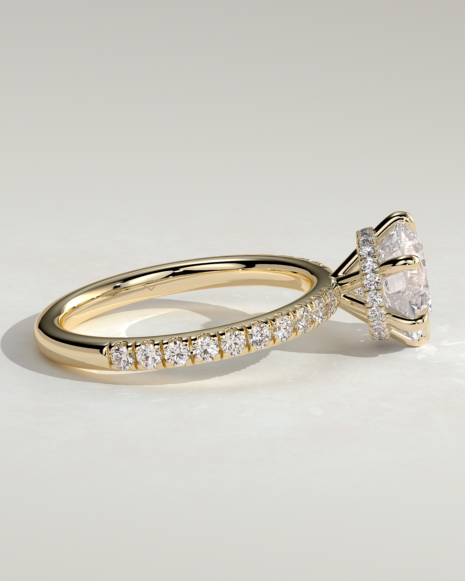 Amanda - 6 Claw Pav Round Solitaire with Hidden Halo - 18k Yellow Gold