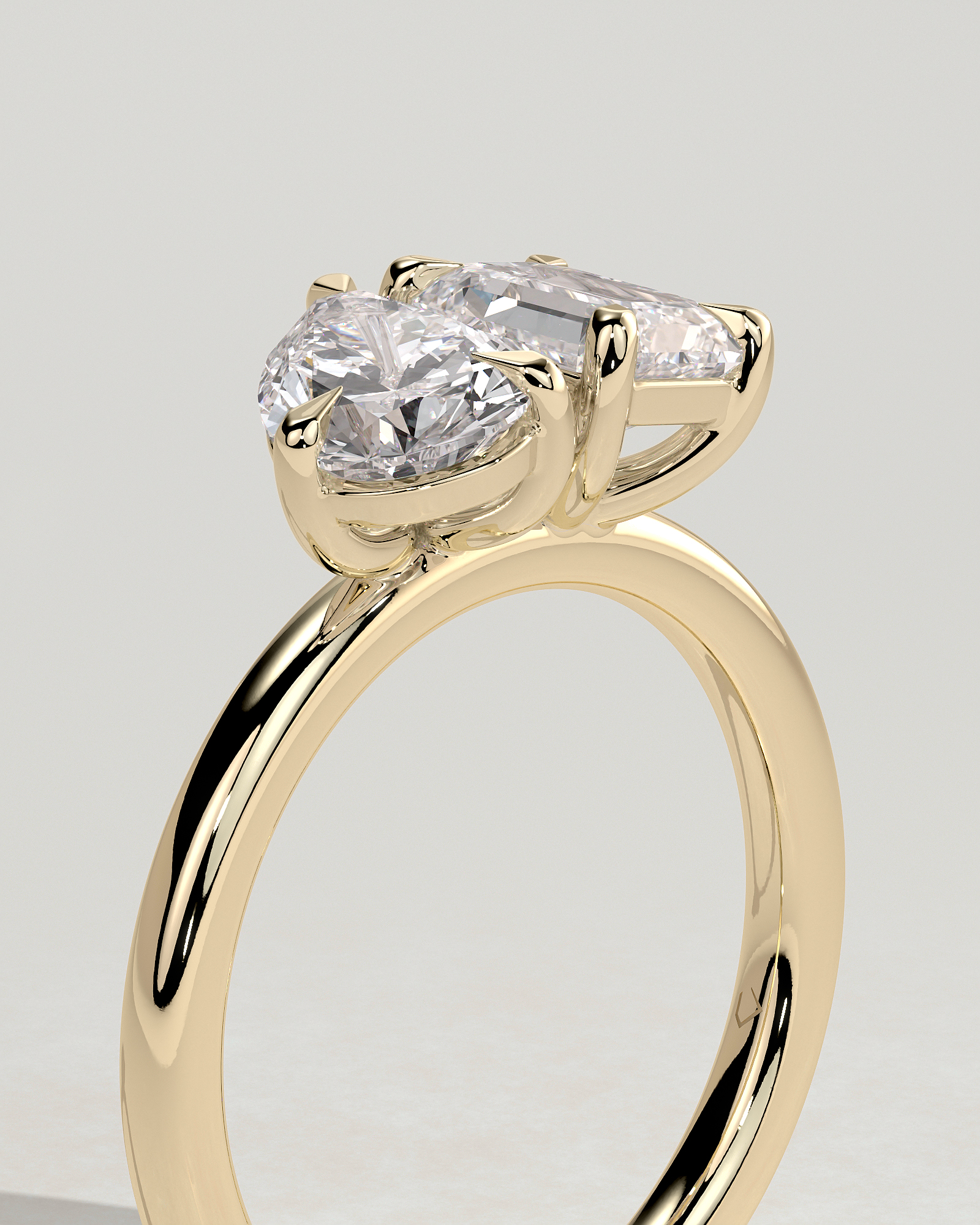 Amor - Pear and Emerald Toi Et Moi - 18k Yellow Gold