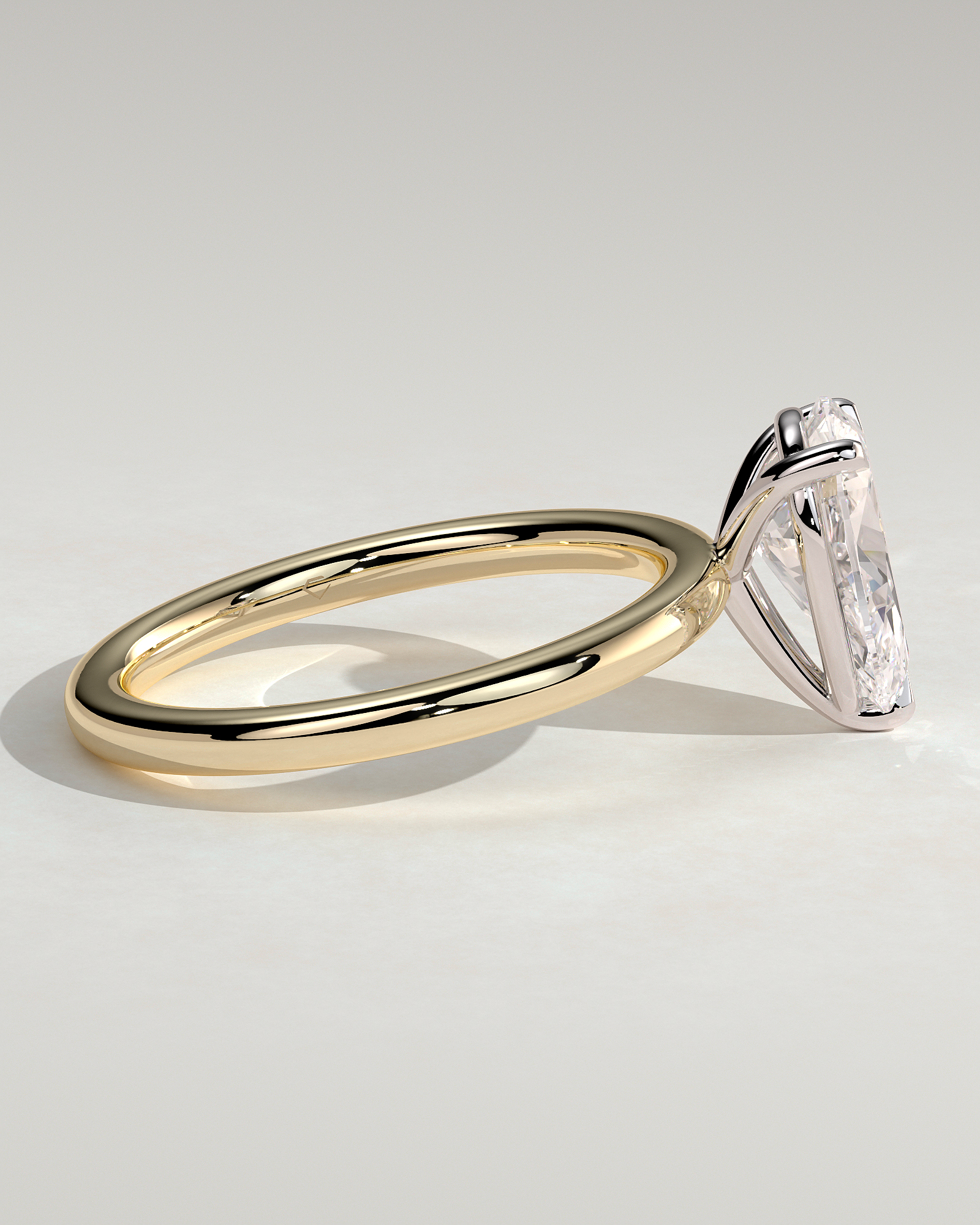 Amy  3 Claw Pear Solitaire - 18k Yellow Gold / 18k White Gold Eagle Claw
