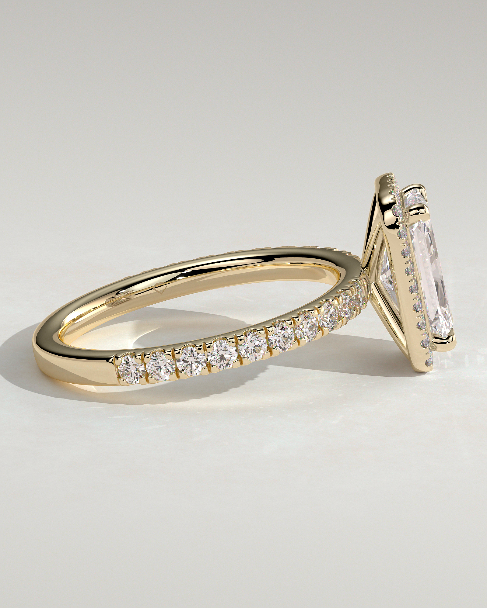 Analyce  Emerald Halo with Pave - 18k Yellow Gold