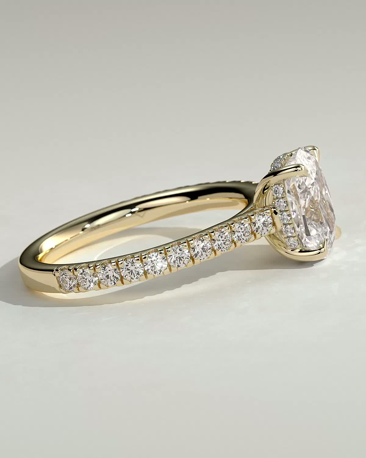 Annika - Elongated Cushion Cut with Hidden Halo - 18k Yellow Gold