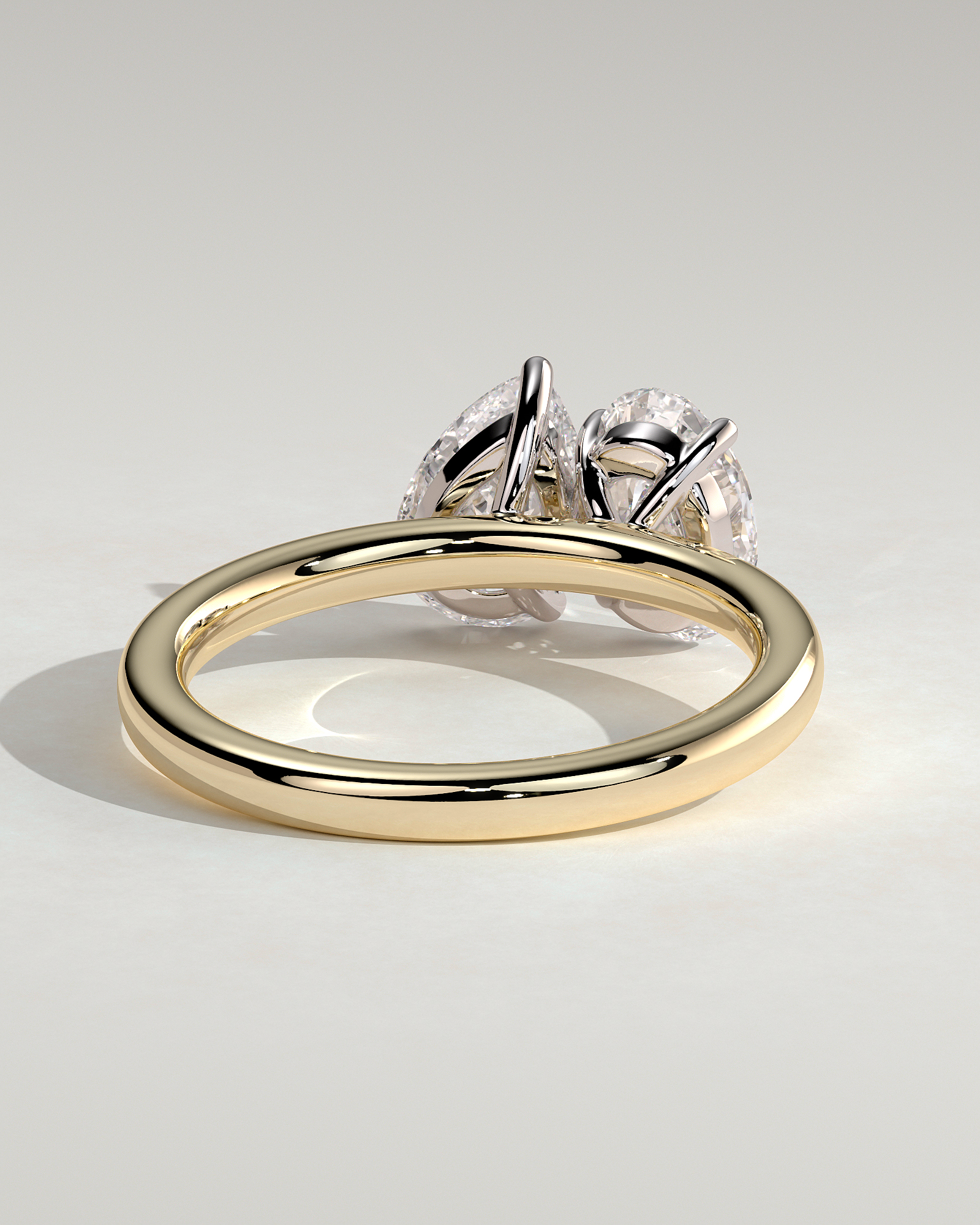 April - Oval & Pear Toi Et Moi - 18k Yellow Gold / 18k White Gold