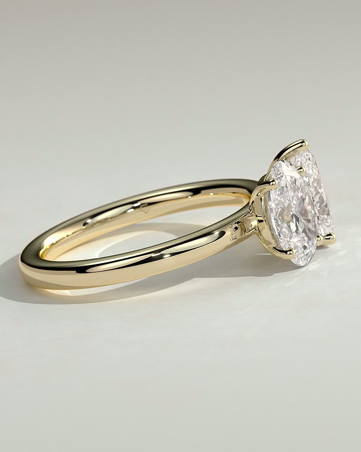 April - Oval & Pear Toi Et Moi - 18k Yellow Gold