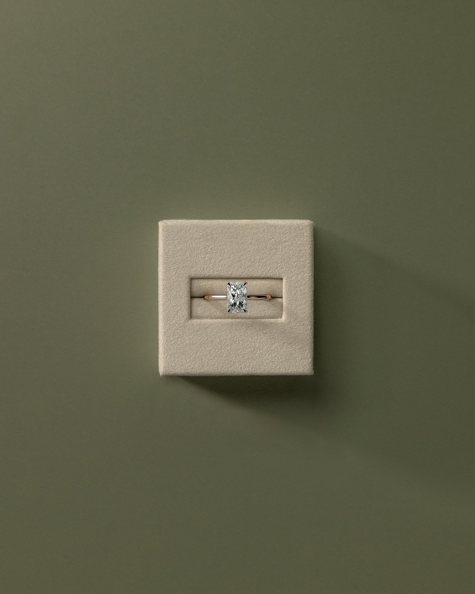 Ari - 4 Claw Radiant Solitaire with Hidden Halo - 18k Rose Gold