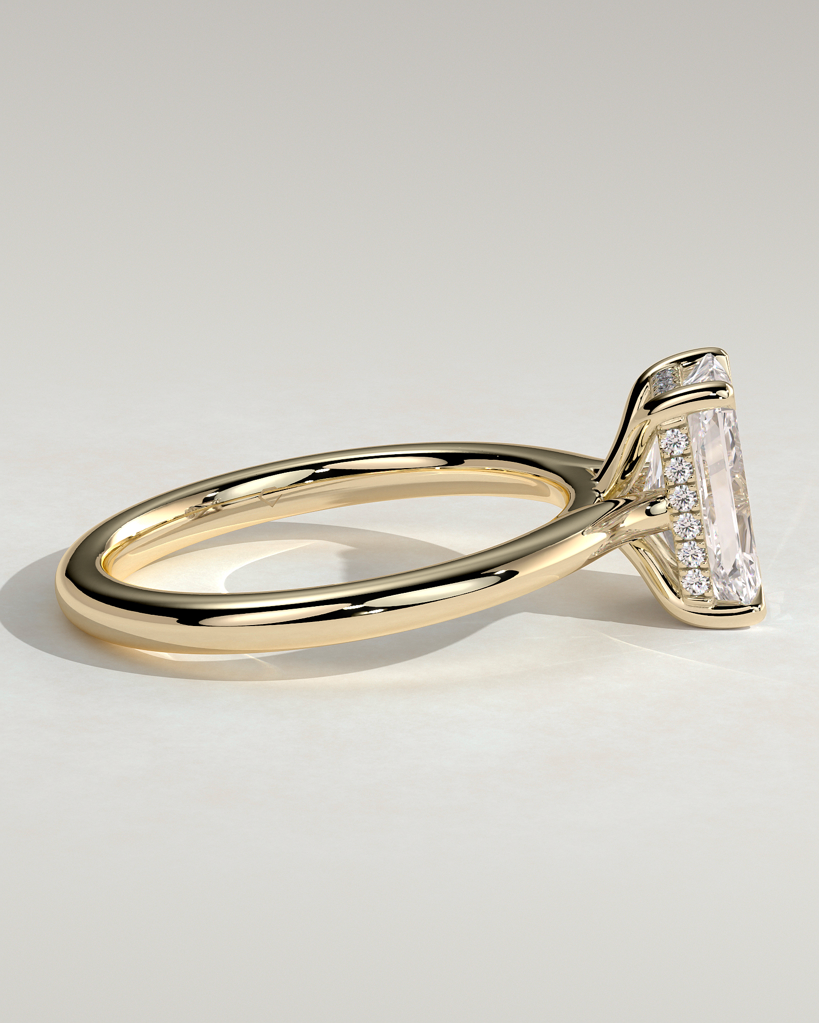 Ari - 4 Claw Radiant Solitaire with Hidden Halo - 18k Yellow Gold