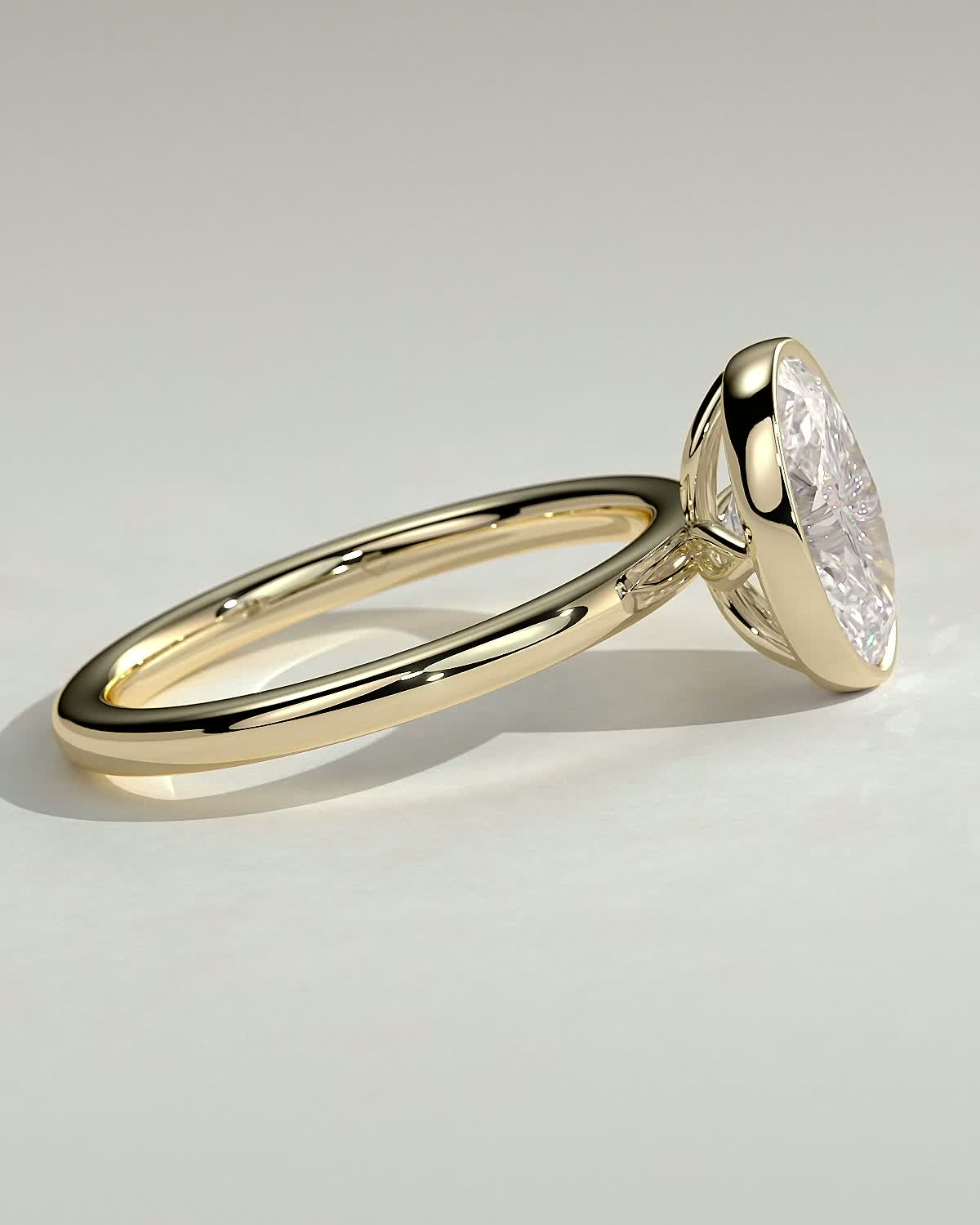 Armani - Bezel Set Oval Solitaire - 18k Yellow Gold