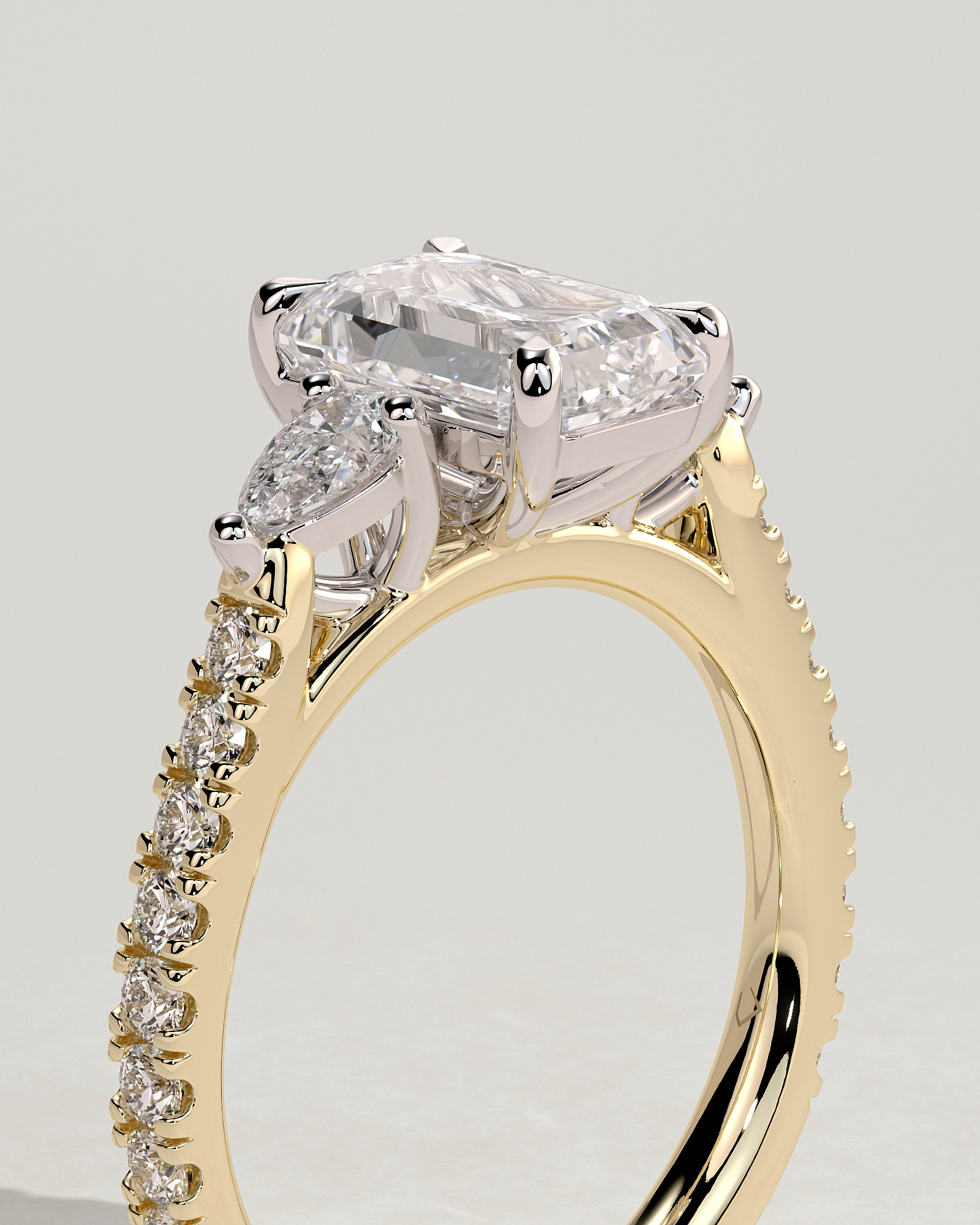 Autumn - Emerald Trilogy with Pav - 18k Yellow Gold / 18k White Gold