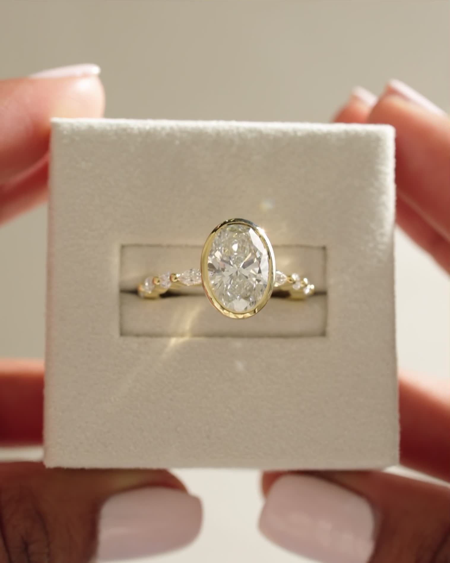 Aylin - Bezel Set Oval with Accent Stones Lifestyle Image