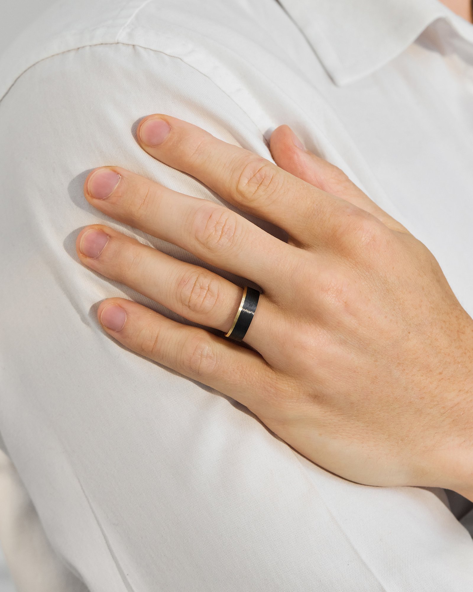 Benjamin Mens Wedding Ring Lifestyle Image