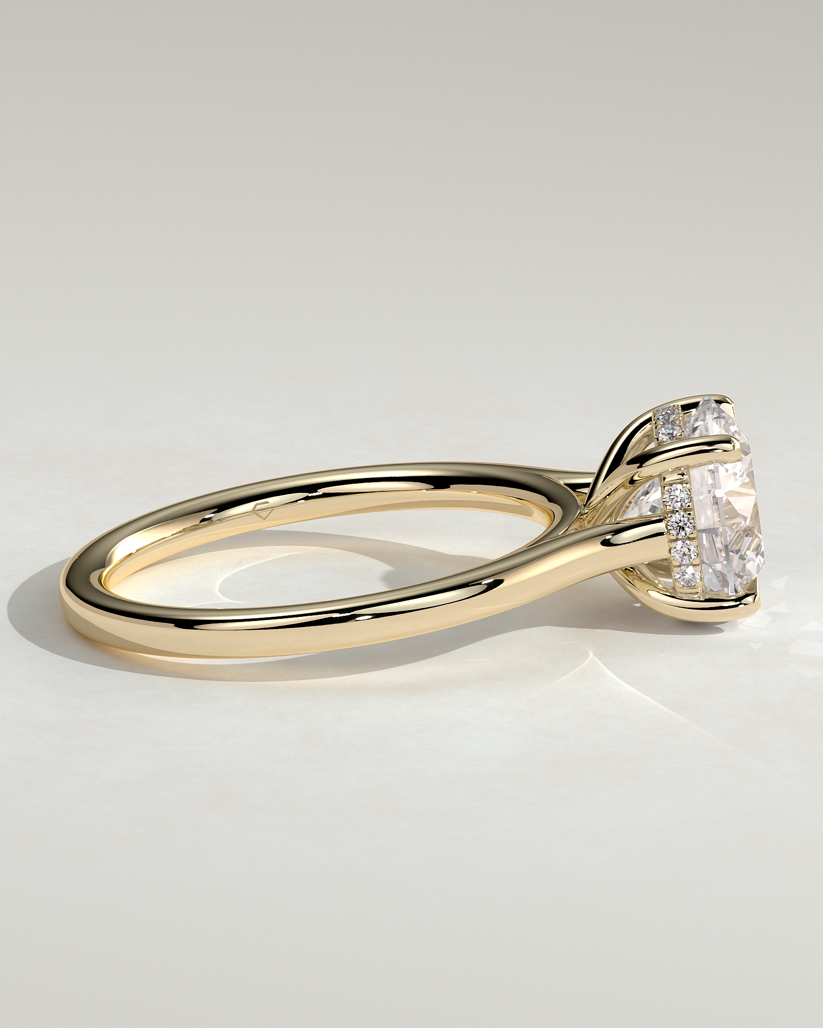 Bonnie  4 Claw Round Solitaire with Hidden Halo - 18k Yellow Gold