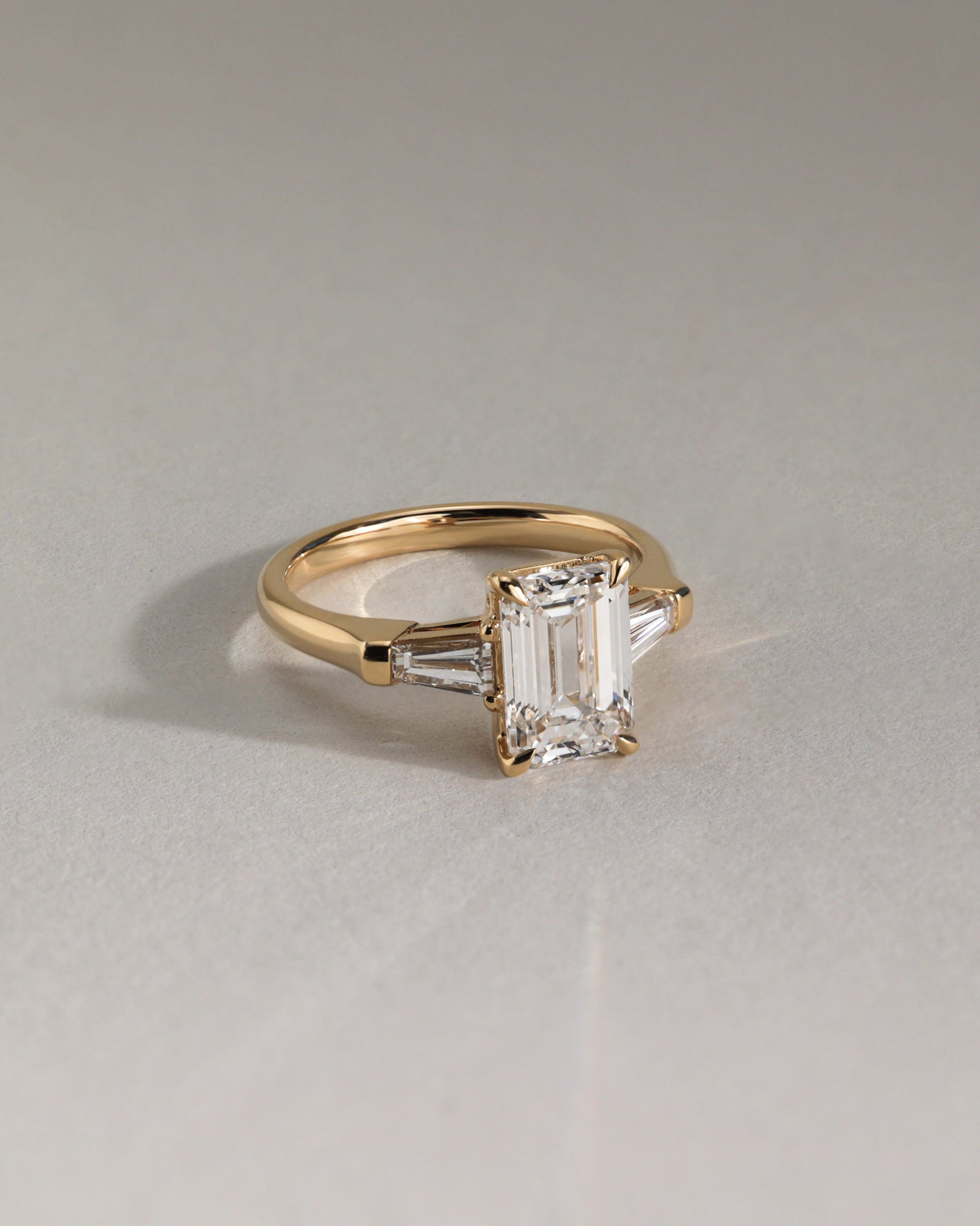 Bridget  Emerald Trilogy Lifestyle Image