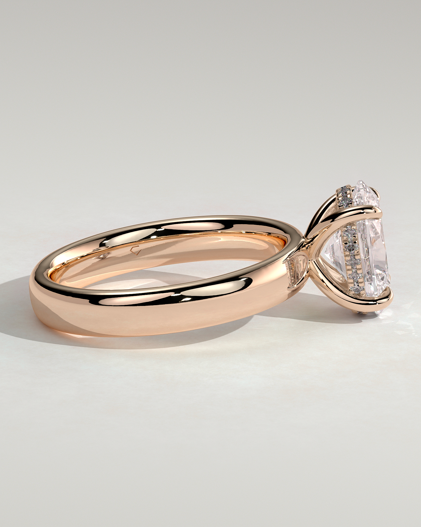 Bronte - Oval Solitaire with Cigar Band - 18k Rose Gold High Setting