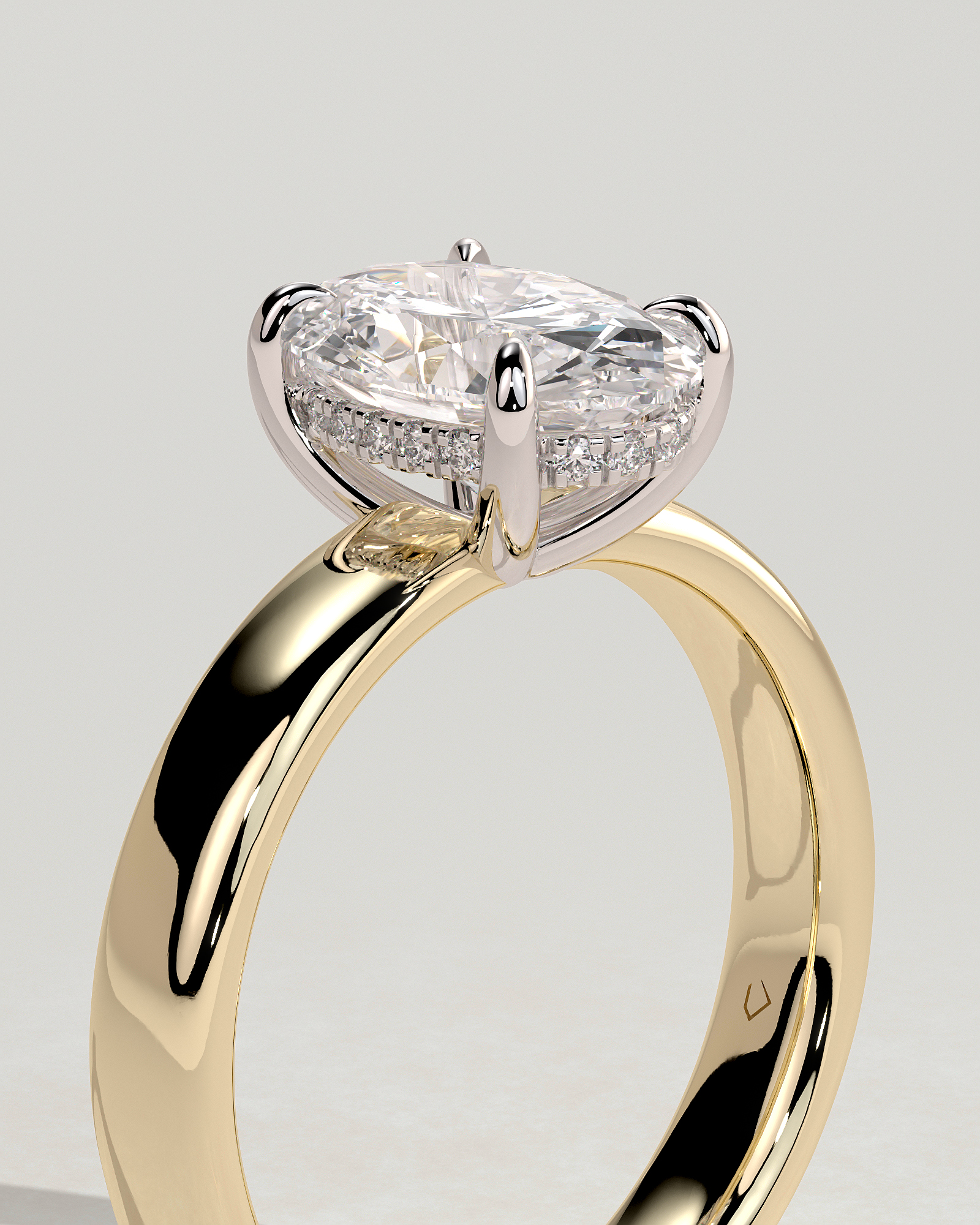 Bronte - Oval Solitaire with Cigar Band - 18k Yellow Gold / 18k White Gold Low Setting