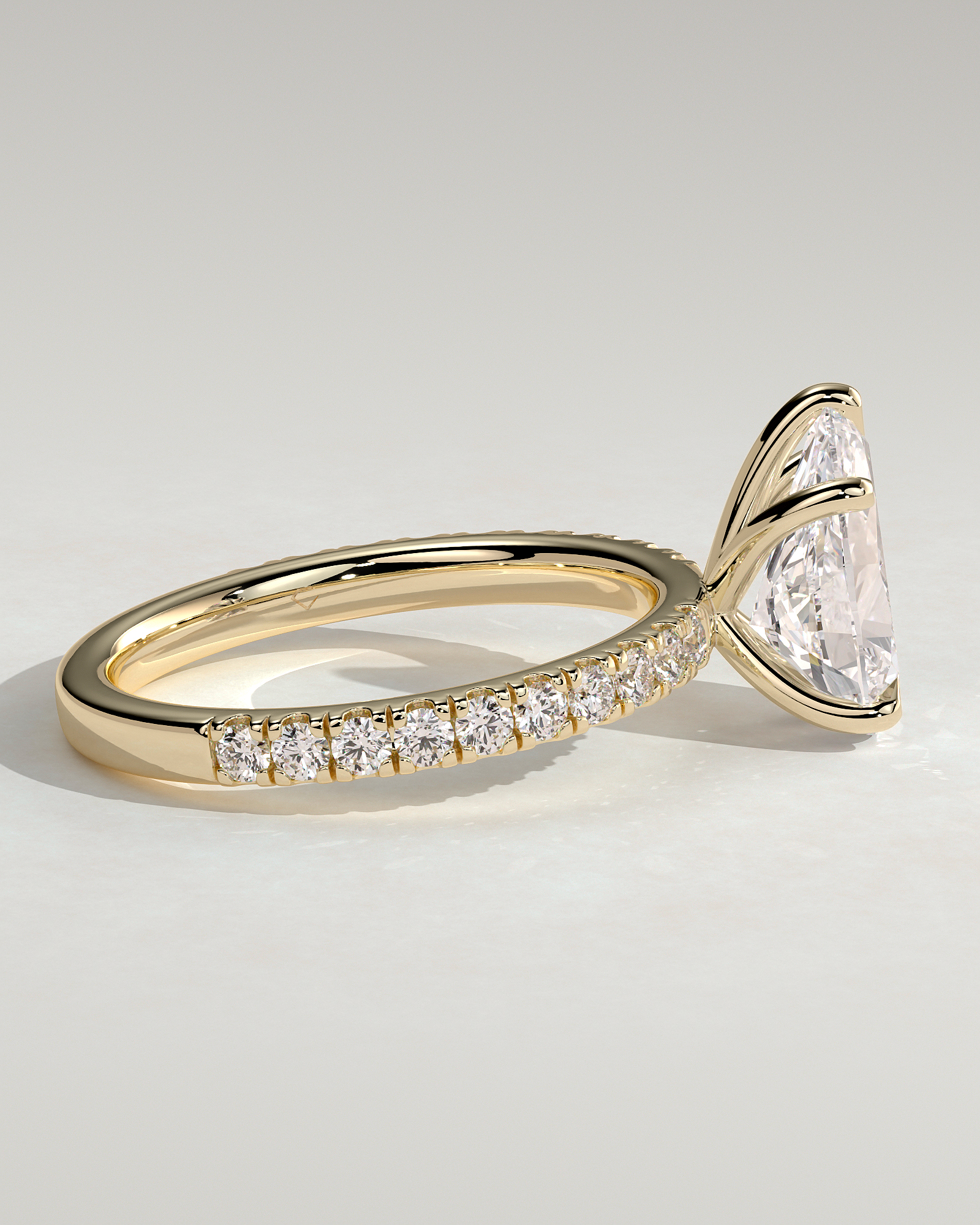 Brynlee - 5 Claw Pear Solitaire with 2/3 Pave Band - 18k Yellow Gold