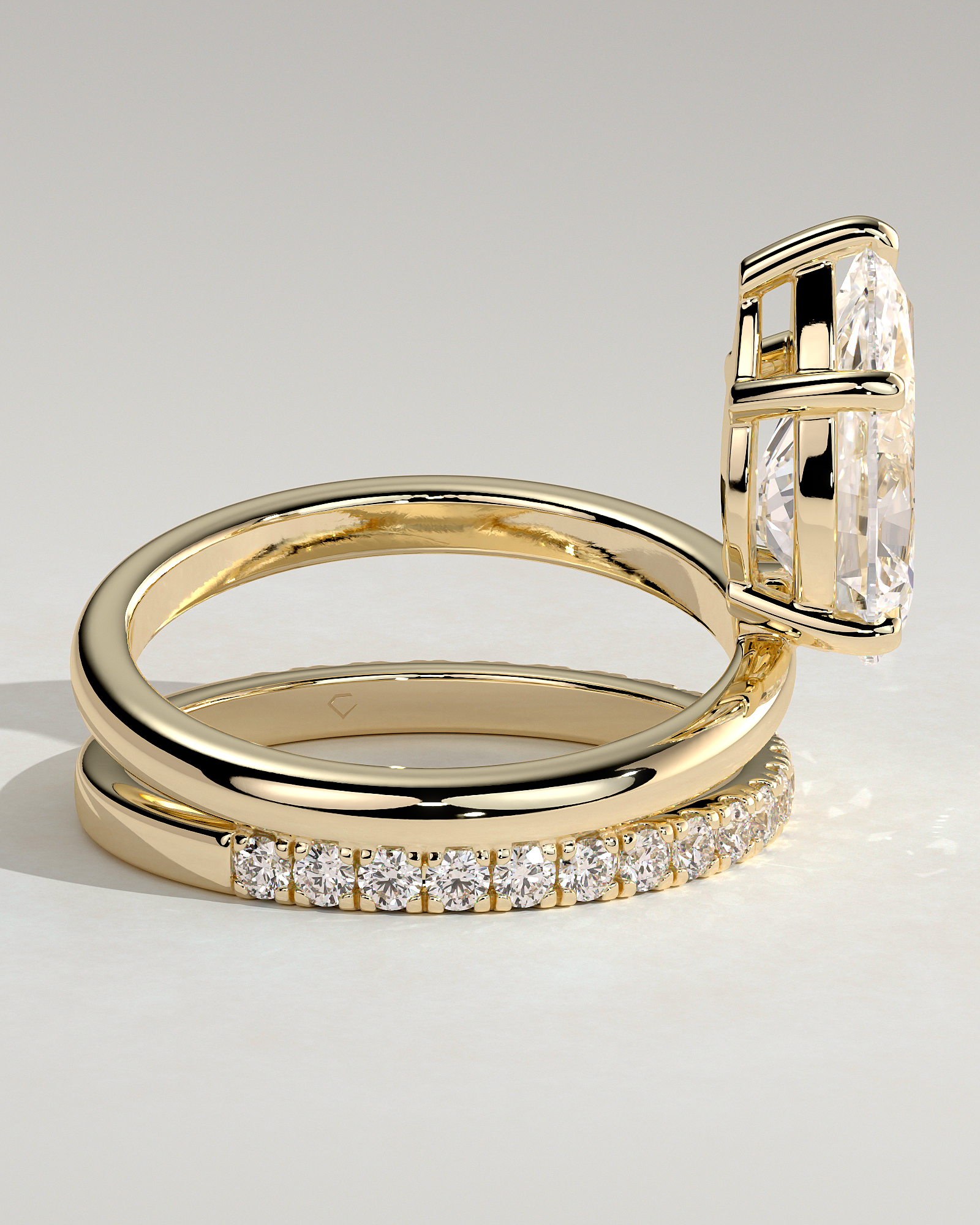 Candice - Double Band Pear Solitaire - 18k Yellow Gold