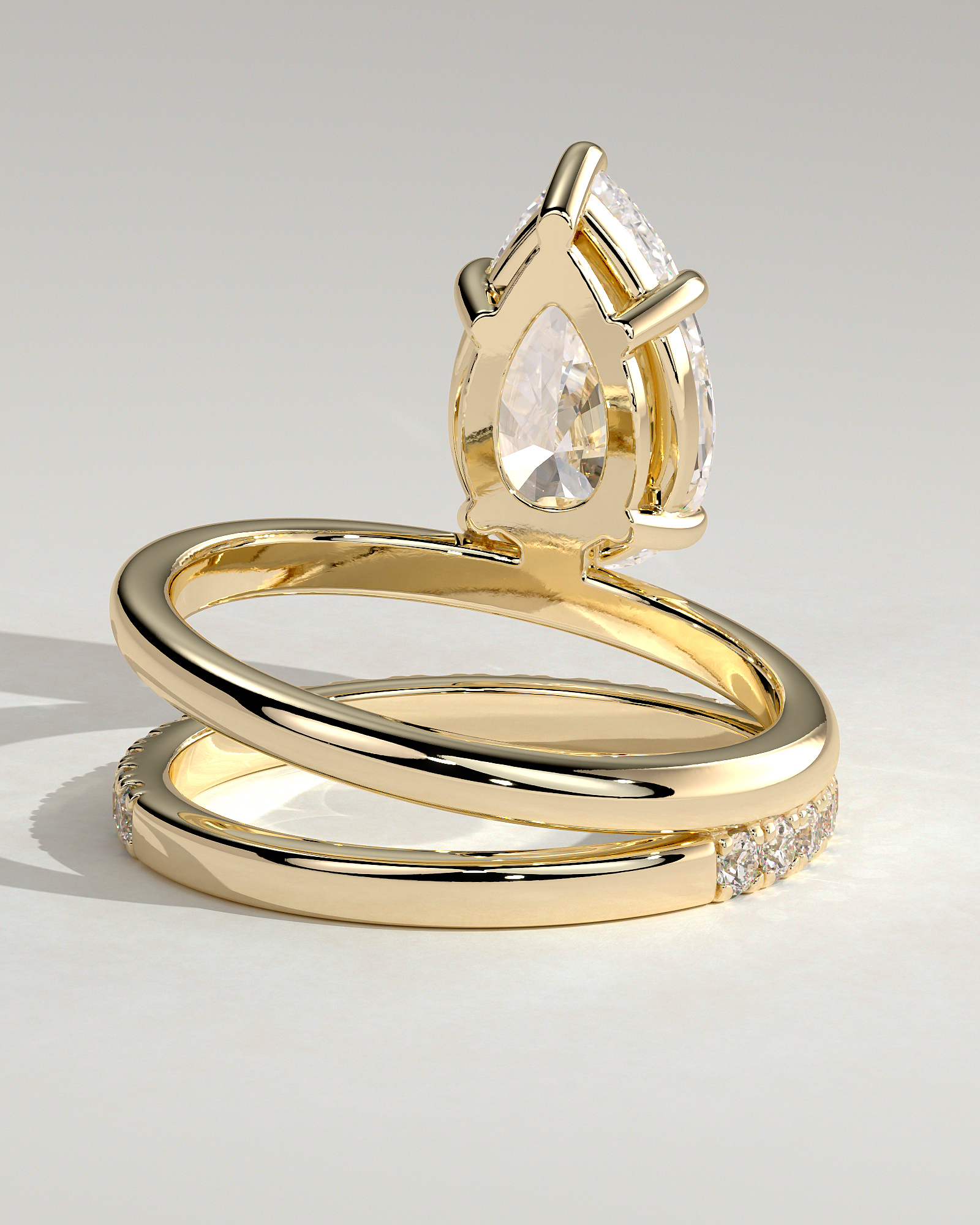 Candice - Double Band Pear Solitaire - 18k Yellow Gold