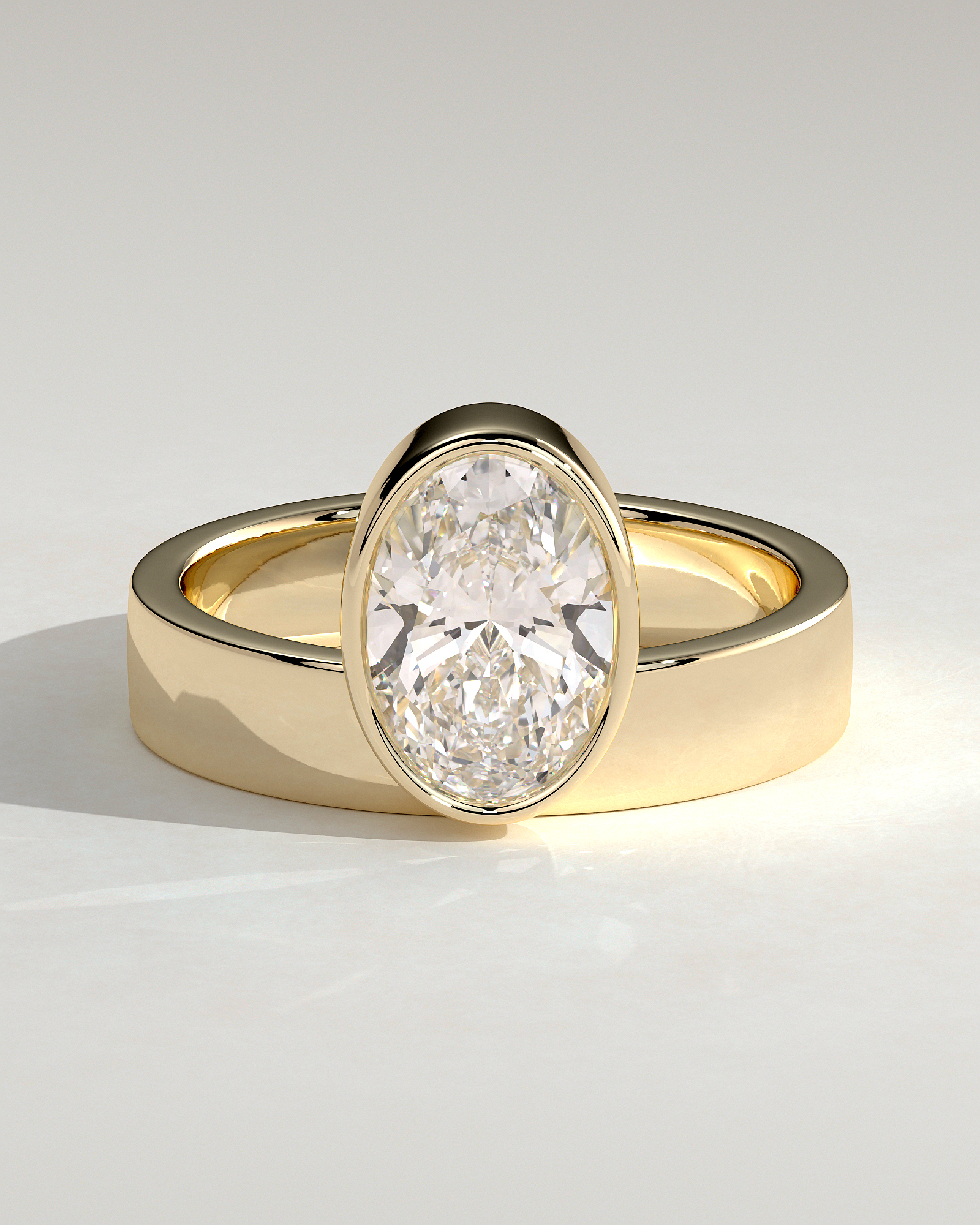 Carmen - Oval Bezel with Cigar Band - 18k Yellow Gold