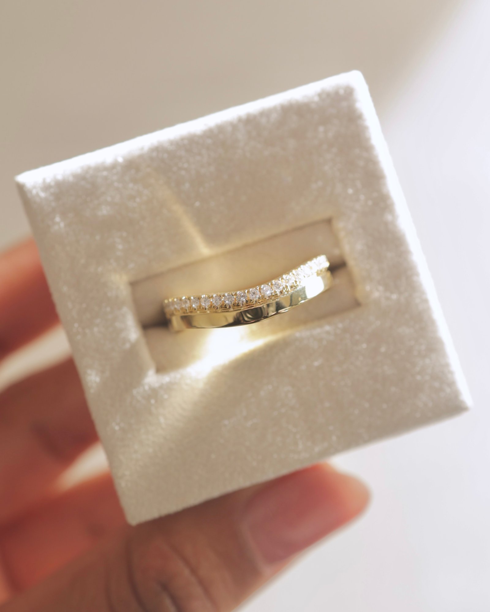 Clara - Cigar Band with Pav Edge Lifestyle Image