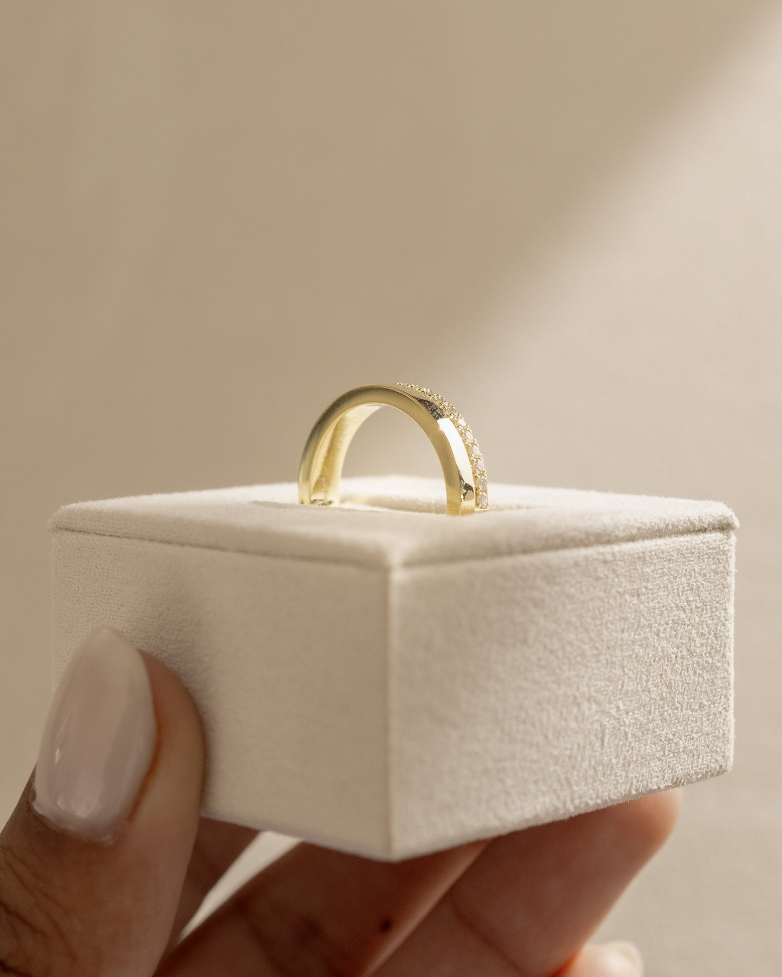 Clara - Cigar Band with Pav Edge Lifestyle Image