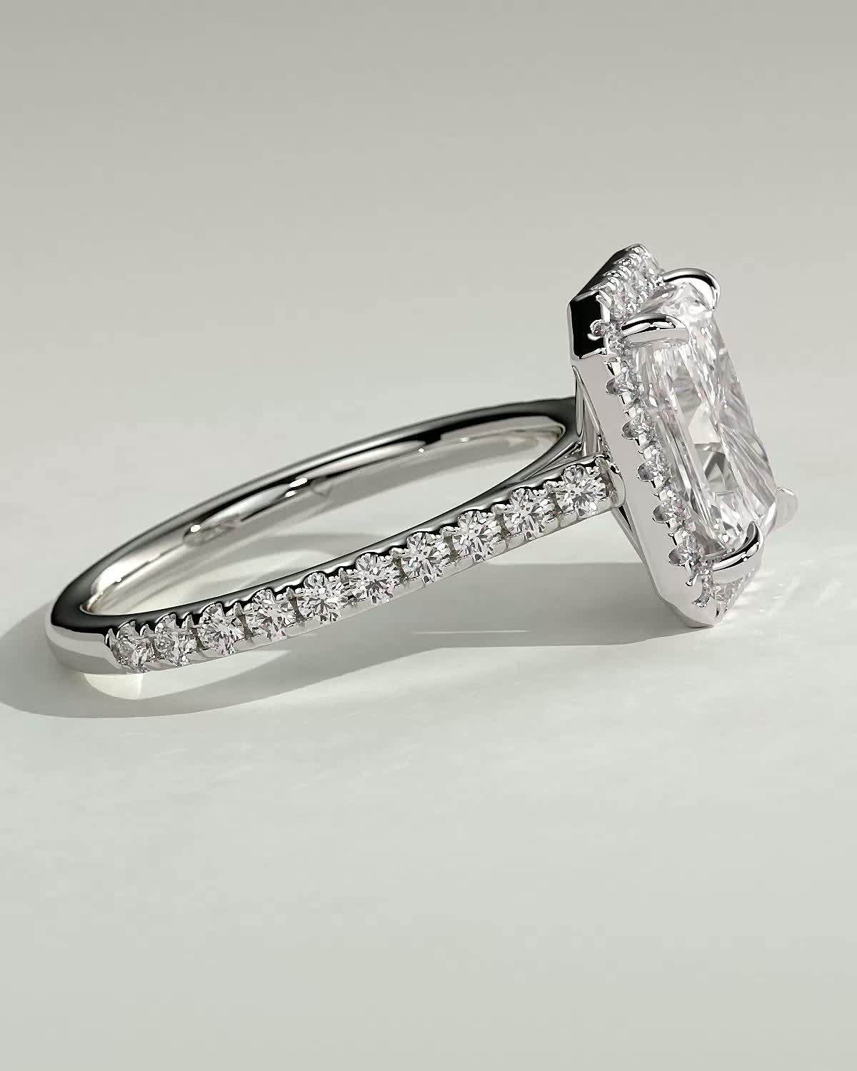 Clementine - Radiant Halo and Pav - 18k White Gold