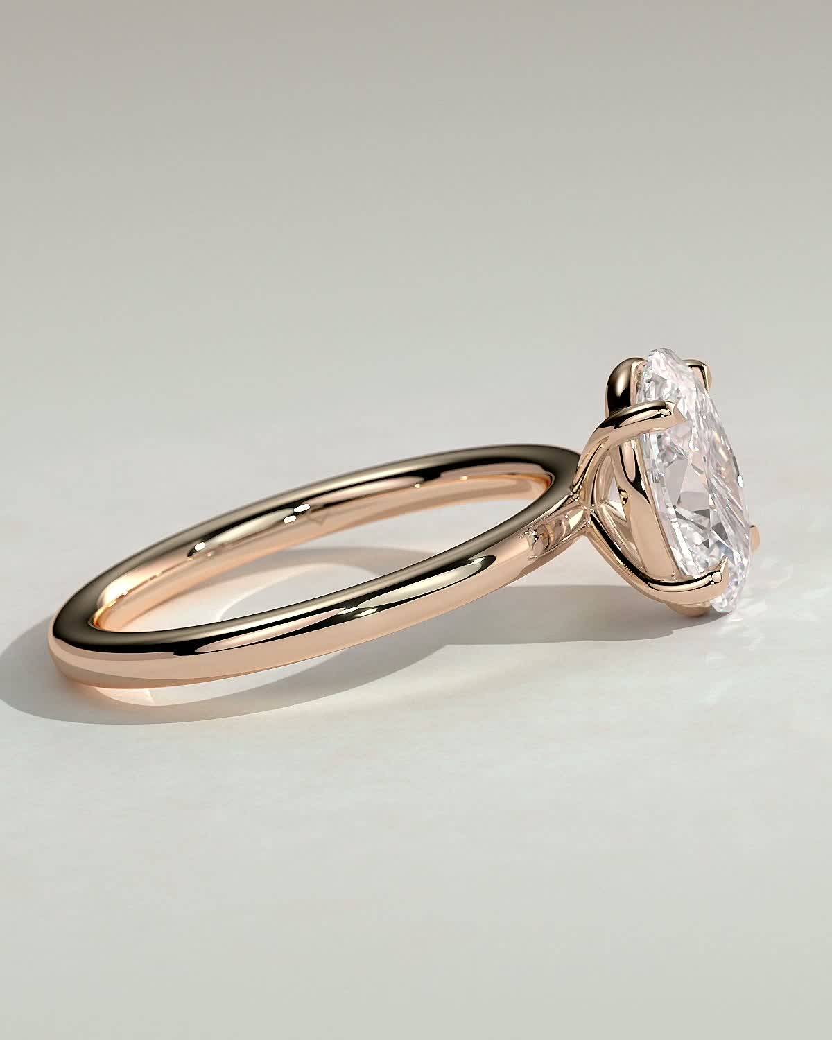 Daisy  Oval Solitaire - 18k Rose Gold High Setting