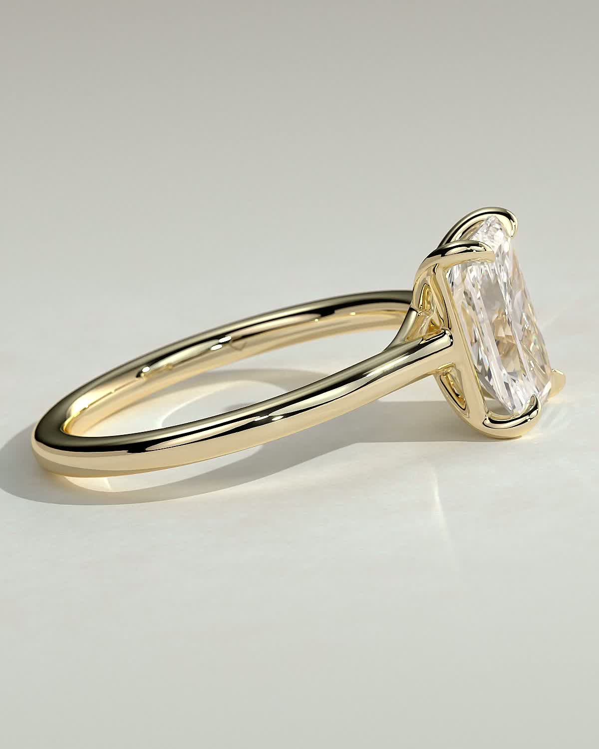 Dakota - Radiant Solitaire with Trellis Setting - 18k Yellow Gold