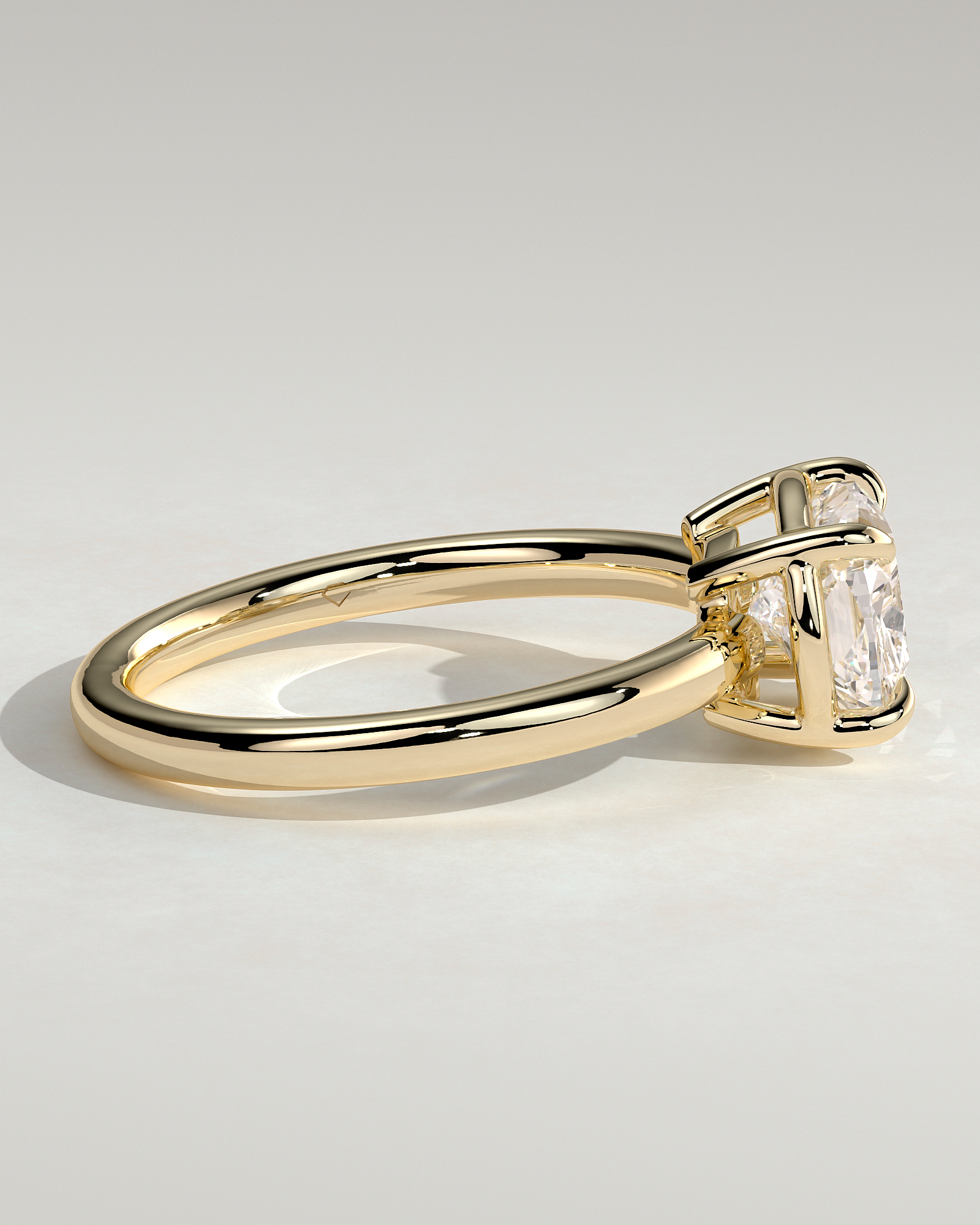Daya - Elongated Cushion East West Bezel Frame Solitaire with Claws - 18k Yellow Gold