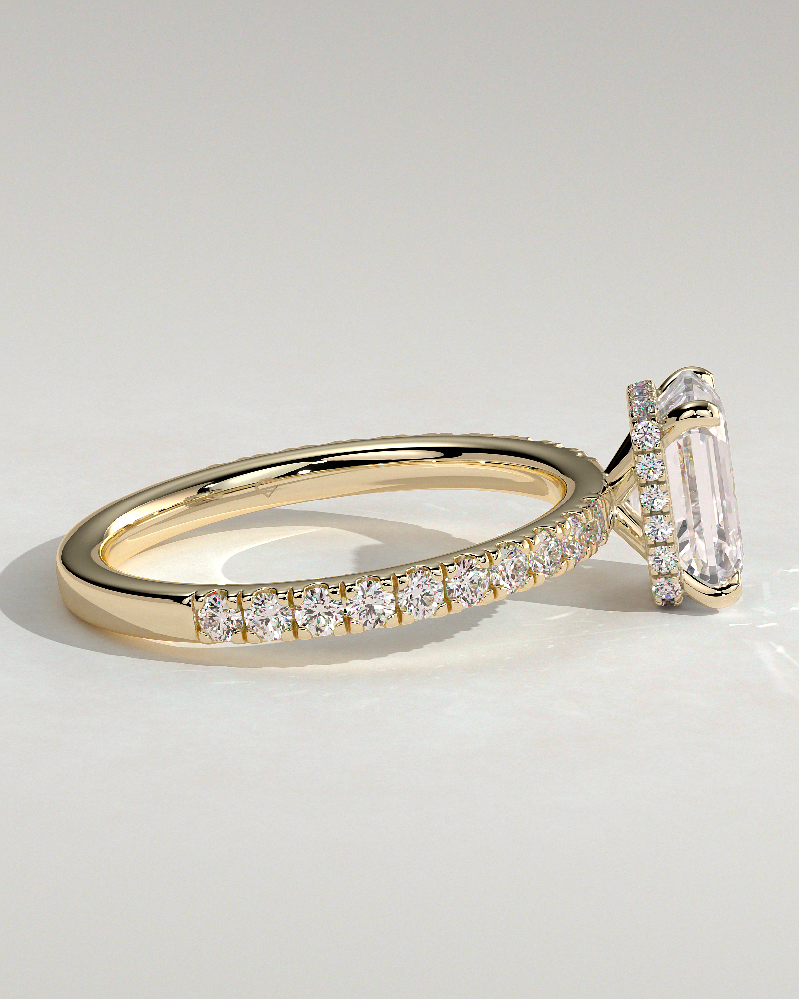 Eliana - Emerald with Pav - 18k Yellow Gold