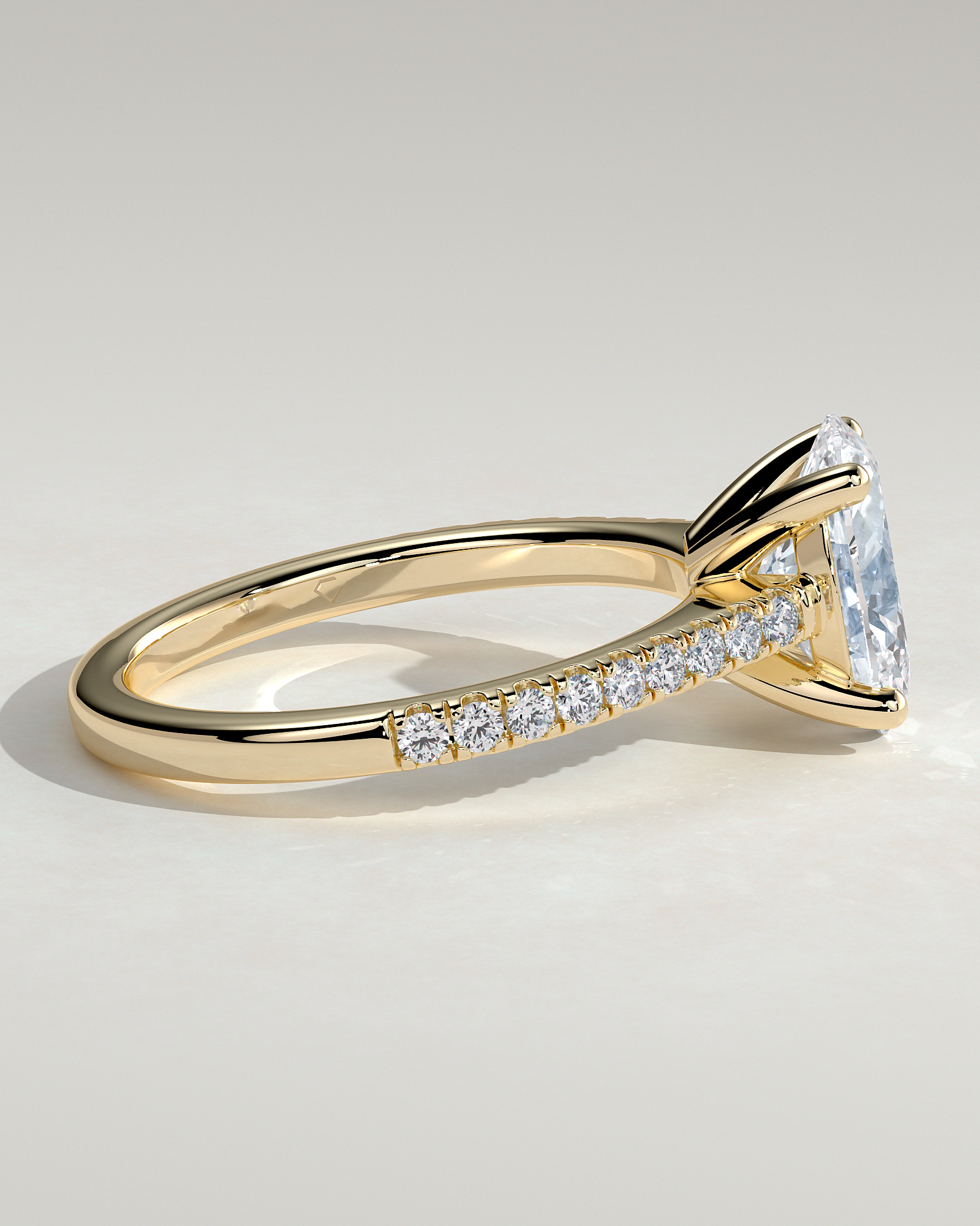 Eloise  Oval Pav Solitaire - 18k Yellow Gold