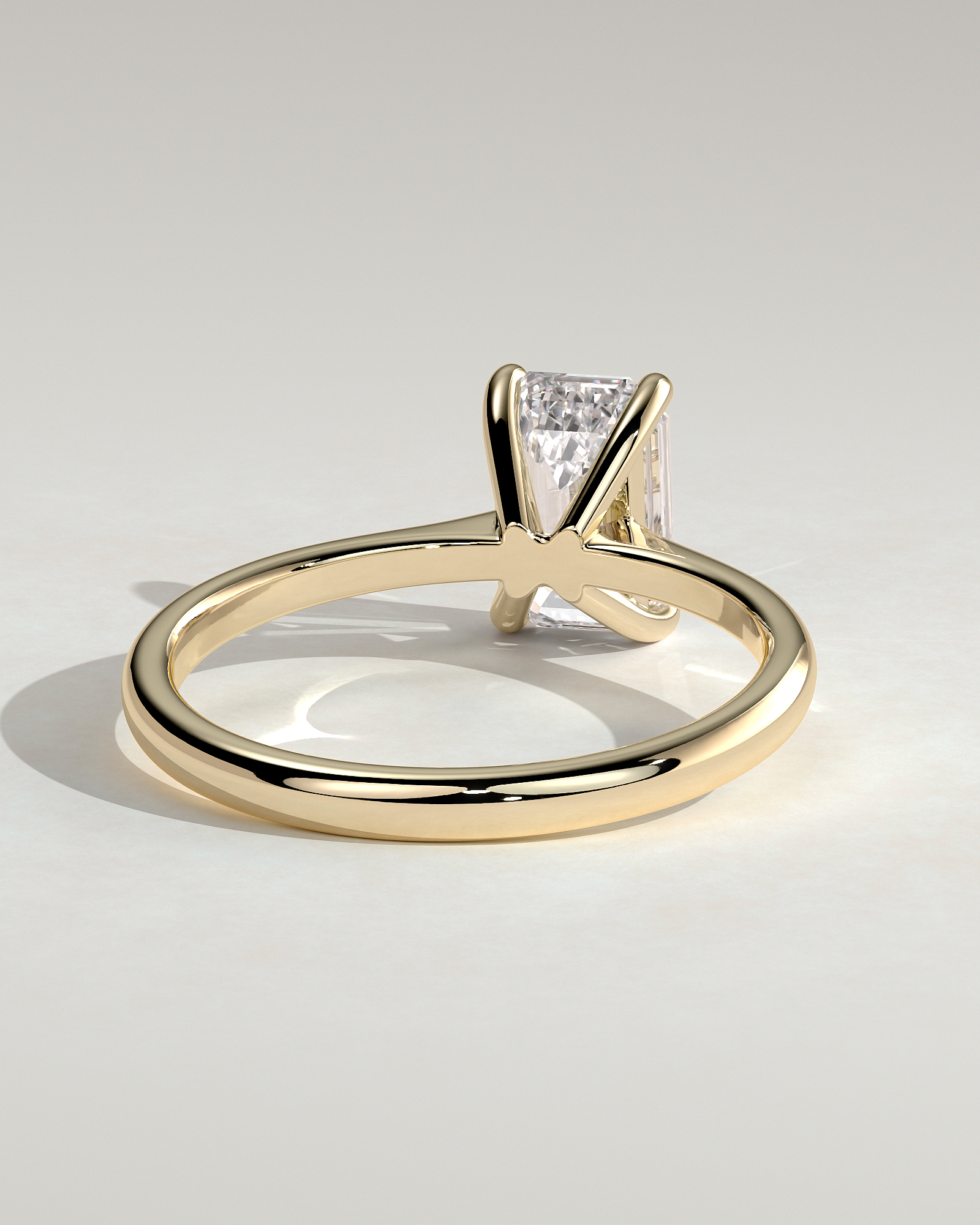 Freya  Emerald Solitaire - 18k Yellow Gold