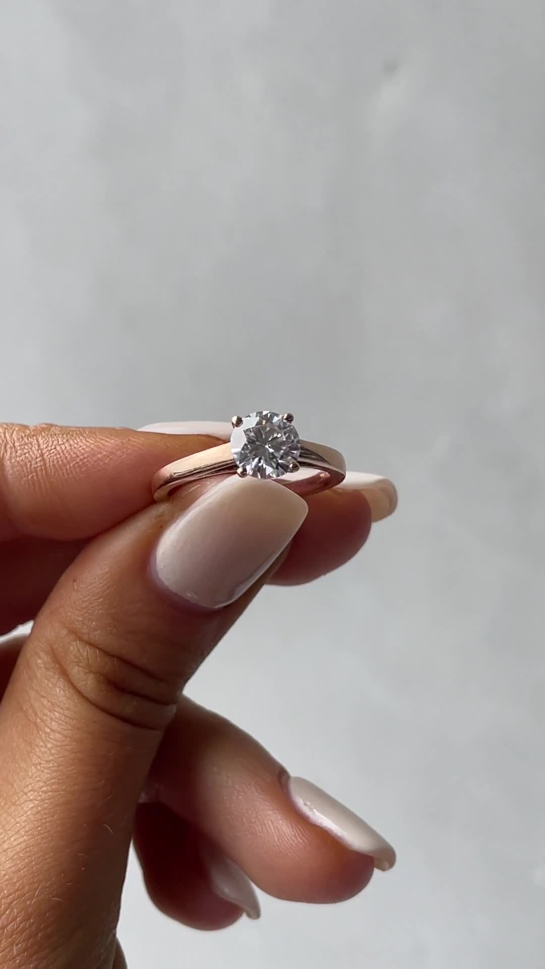 Georgia  4 Claw Cathedral Round Solitaire Lifestyle Image