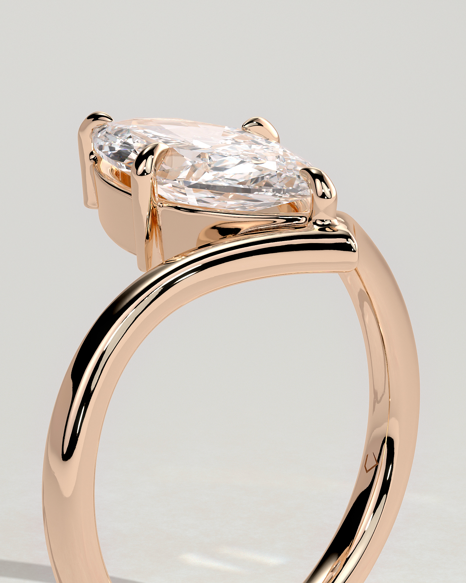Giselle - Marquise Solitaire with Deep V Band - 18k Rose Gold