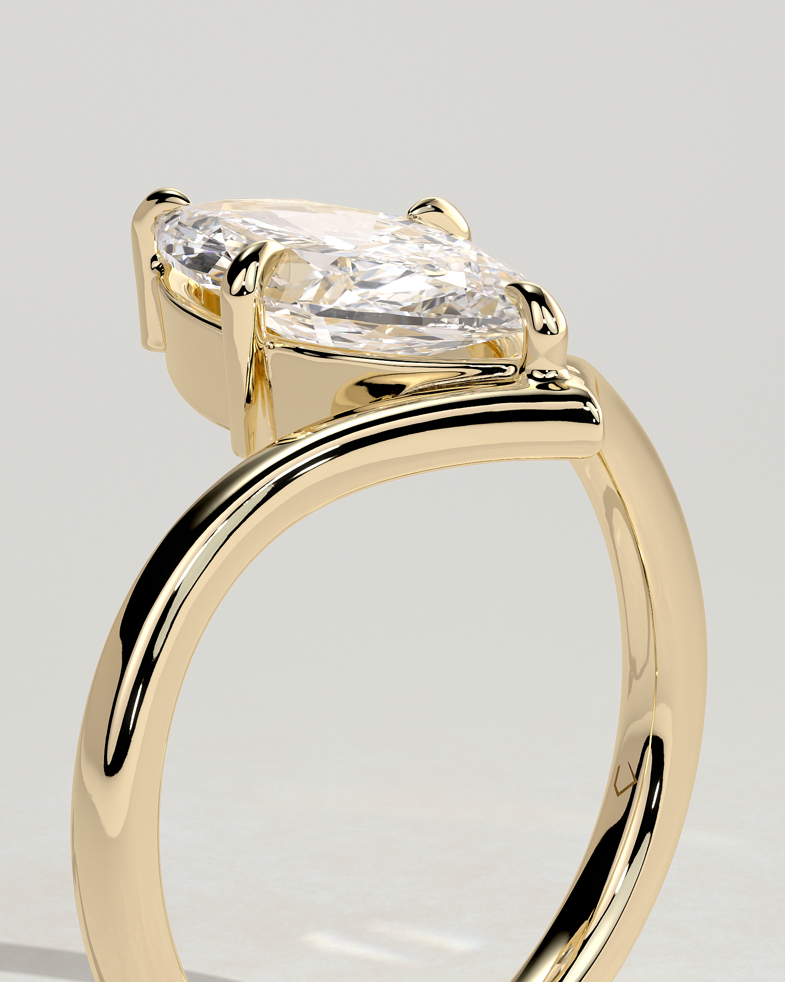 Giselle - Marquise Solitaire with Deep V Band - 18k Yellow Gold