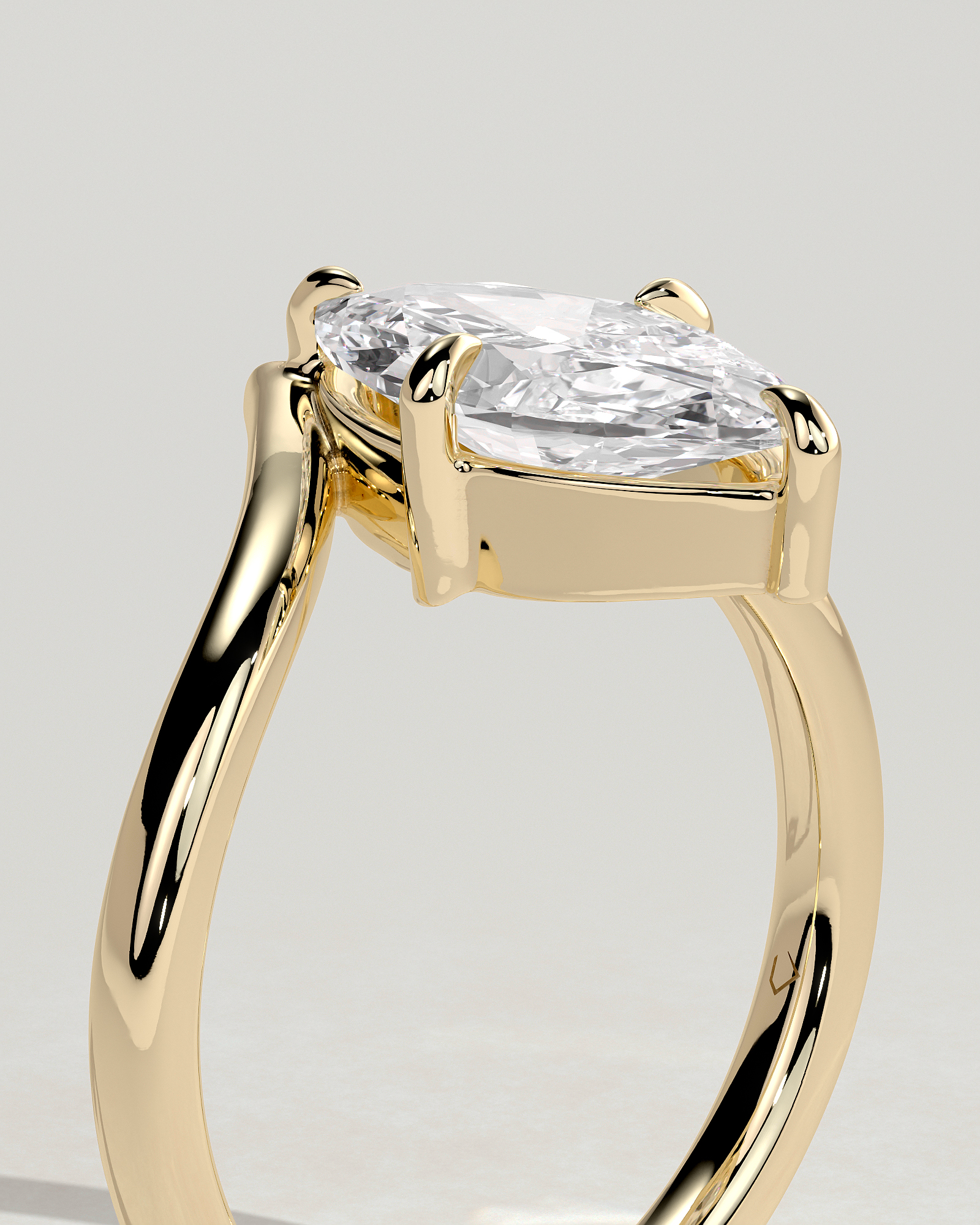 Giselle - Marquise Solitaire with Deep V Band - 18k Yellow Gold