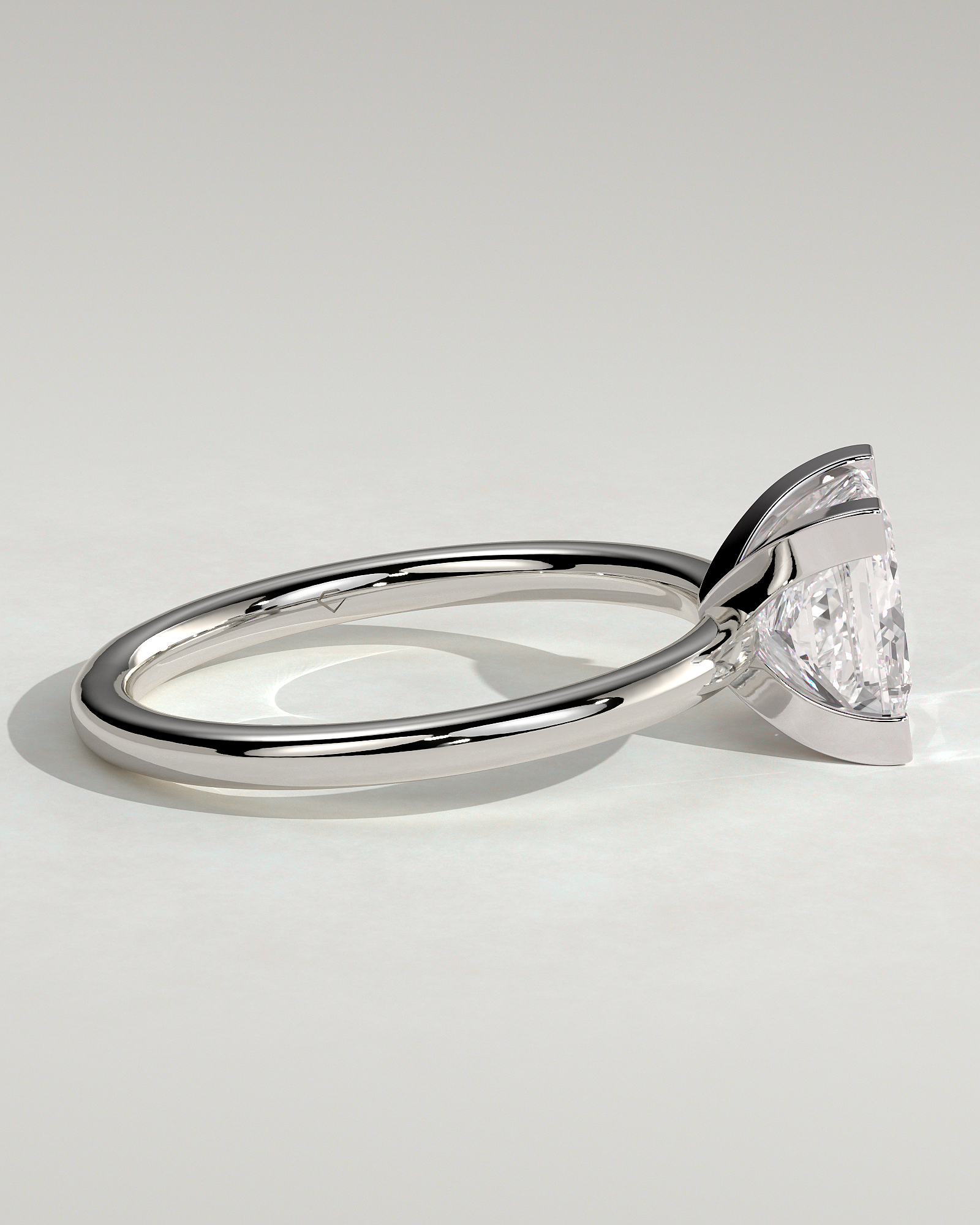 Glinda - 4 Claw Princess Solitaire - 18k White Gold