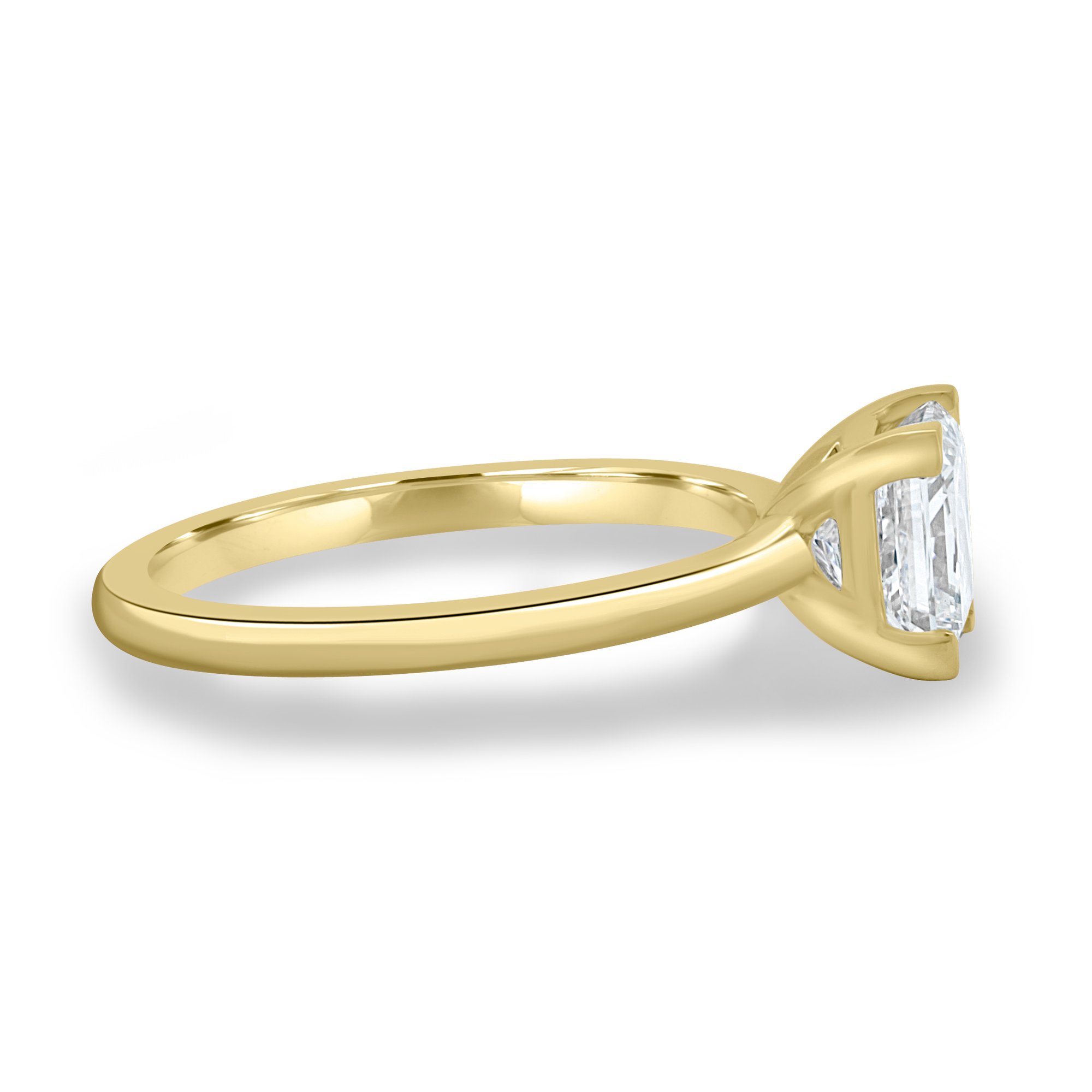 Glinda - 4 Claw Princess Solitaire - 18k Yellow Gold