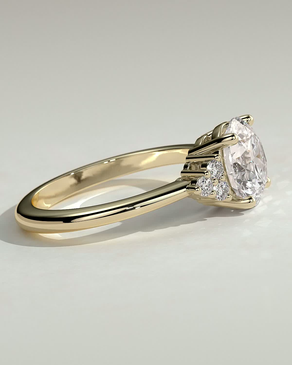 Greta  Round Trilogy with Round Side Stones - 18k Yellow Gold