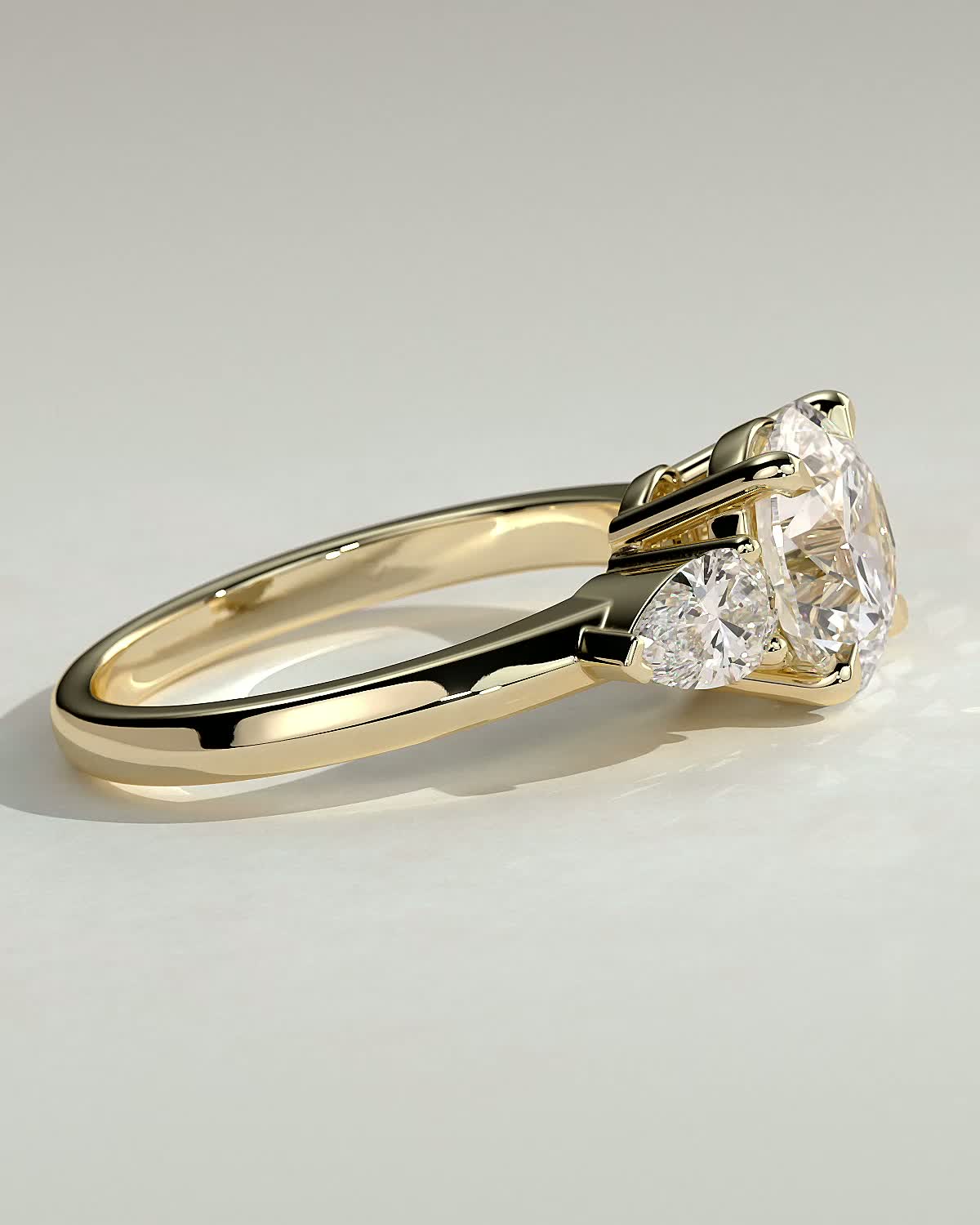 Halle - 4 Claw Basket Set Trilogy - 18k Yellow Gold