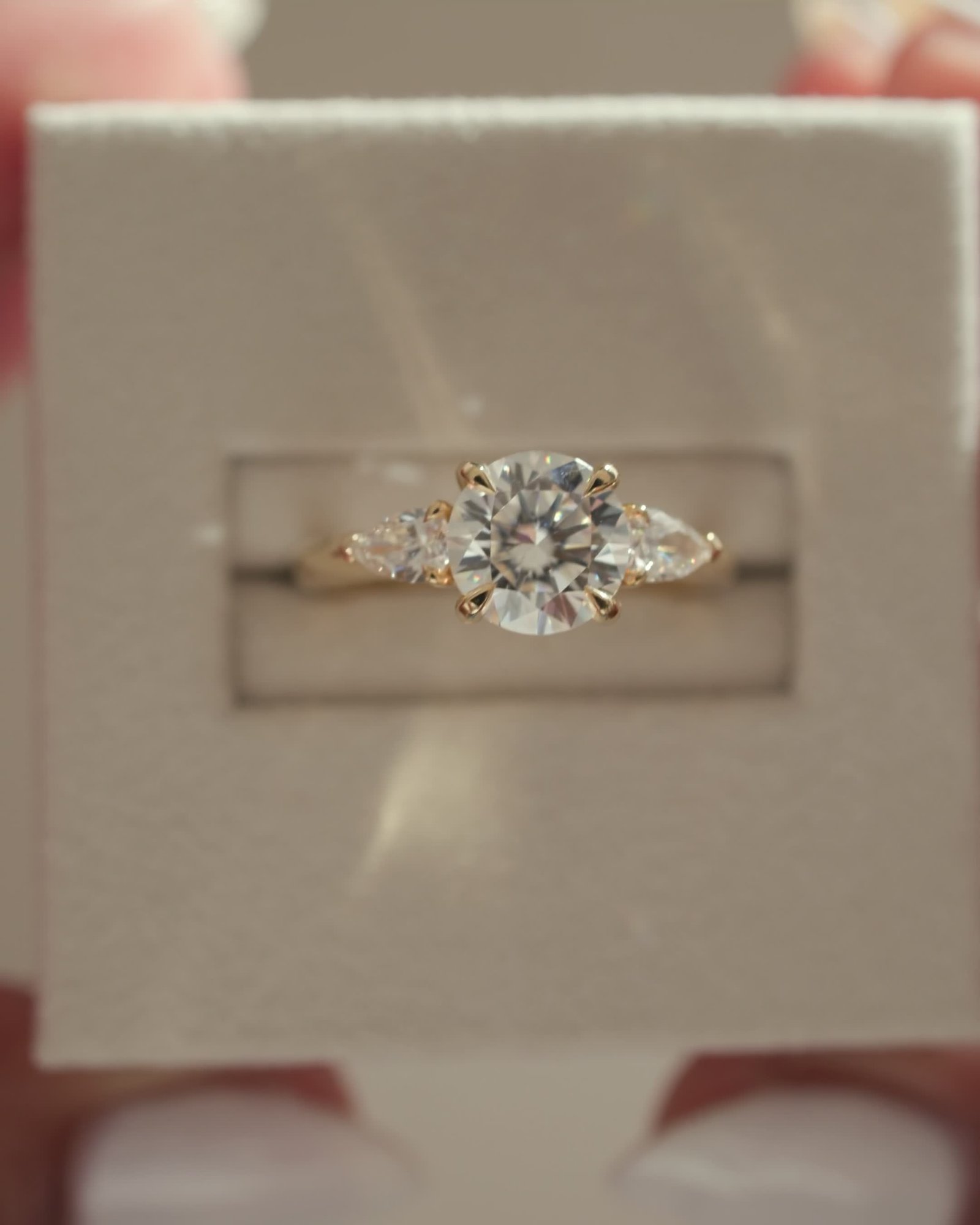 Halle - 4 Claw Basket Set Trilogy Lifestyle Image