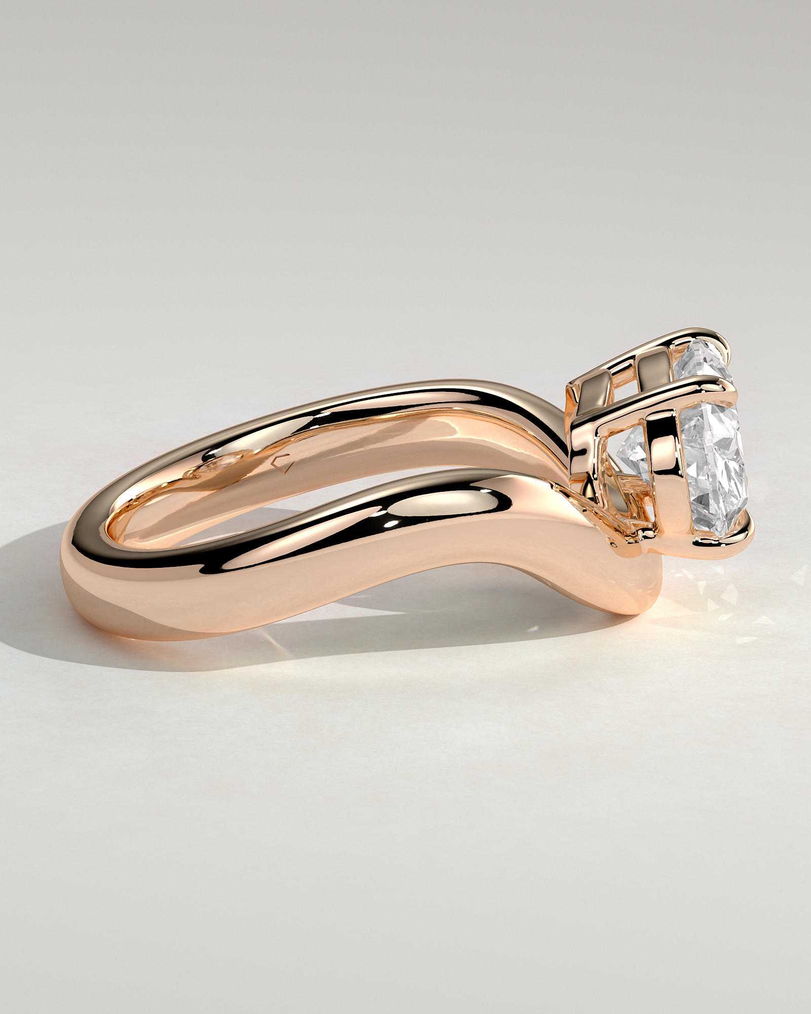 Hayley - Oval Solitaire with Twist Band - 18k Rose Gold