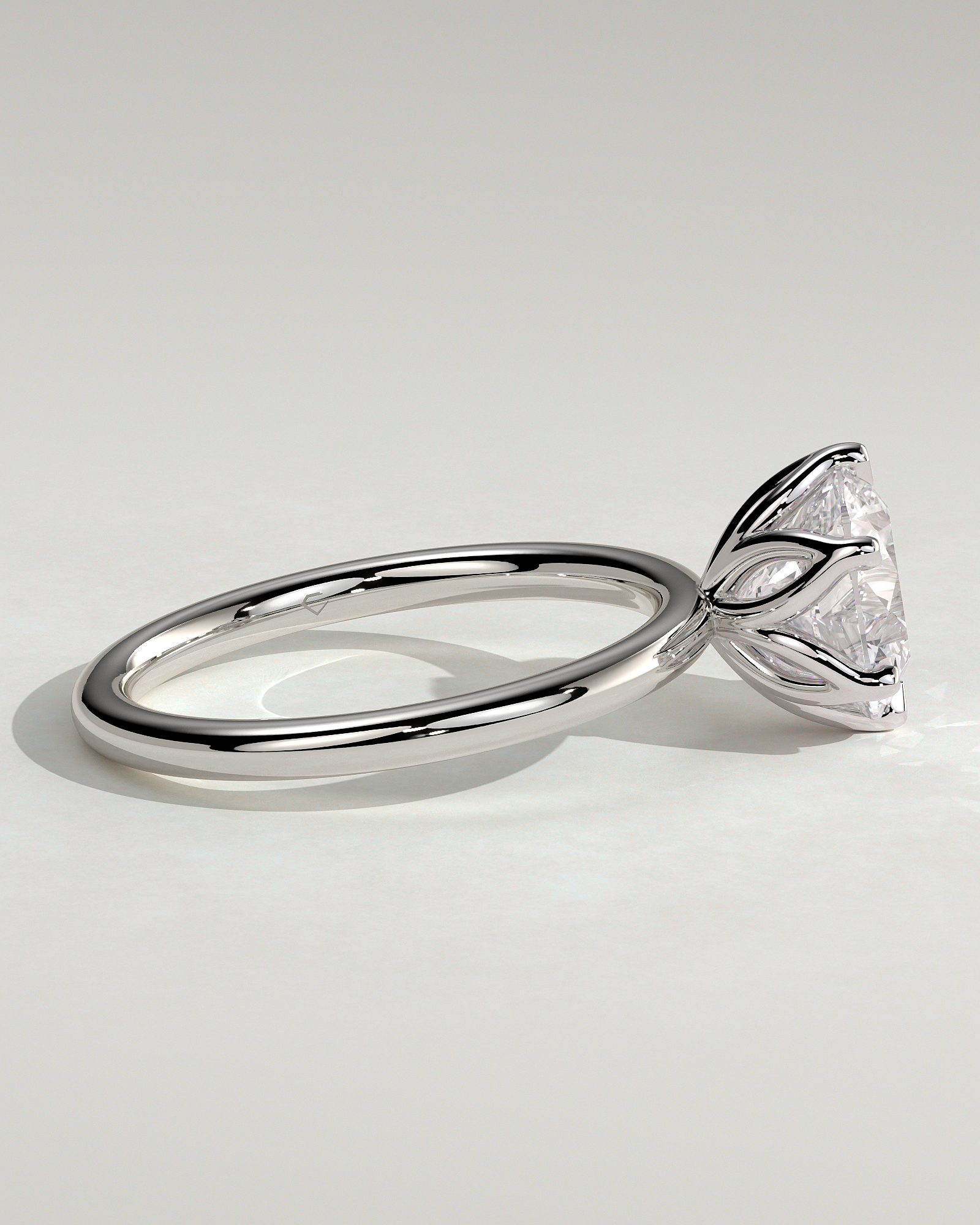 Iris  6 Claw Round Solitaire - 18k White Gold