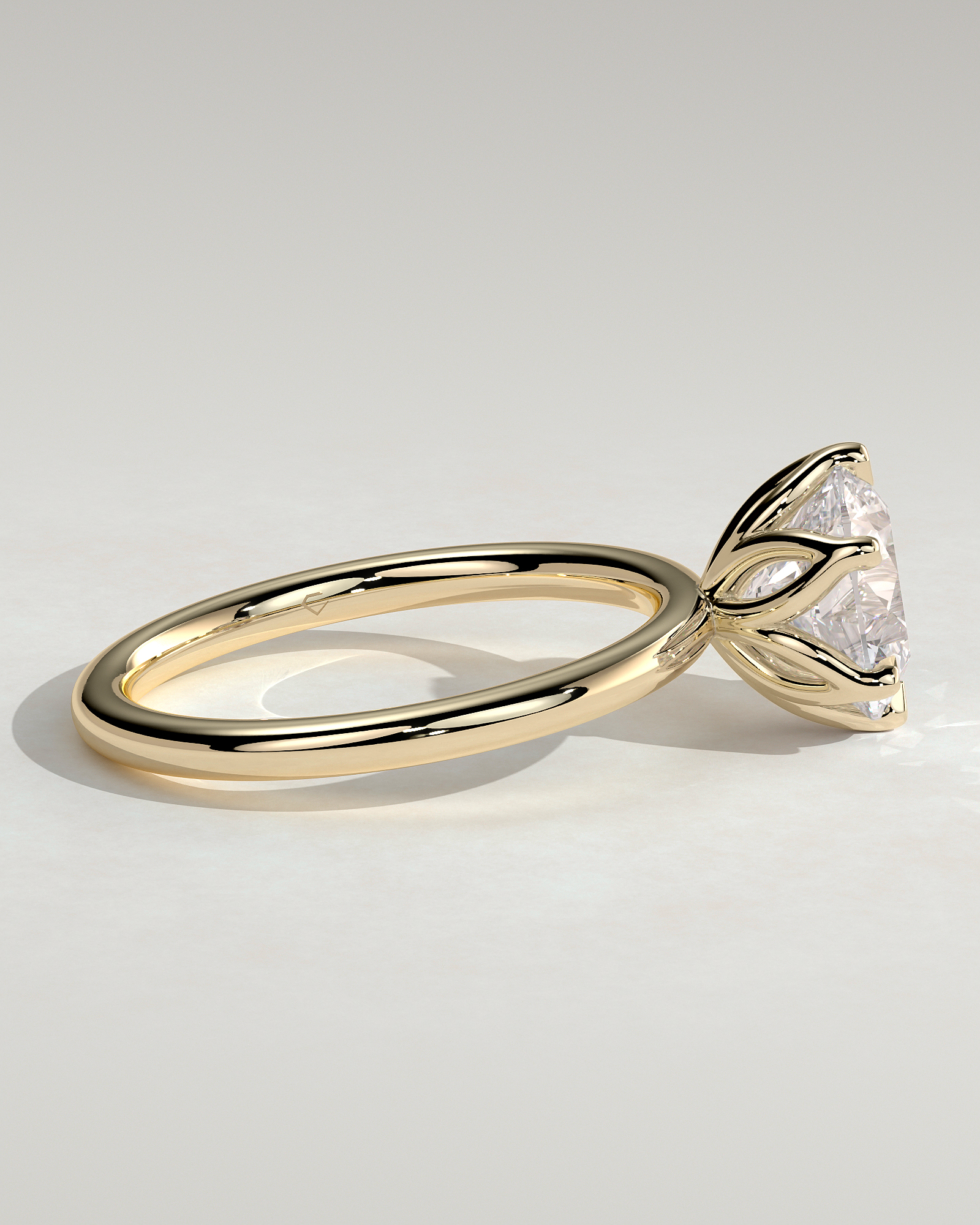 Iris  6 Claw Round Solitaire - 18k Yellow Gold