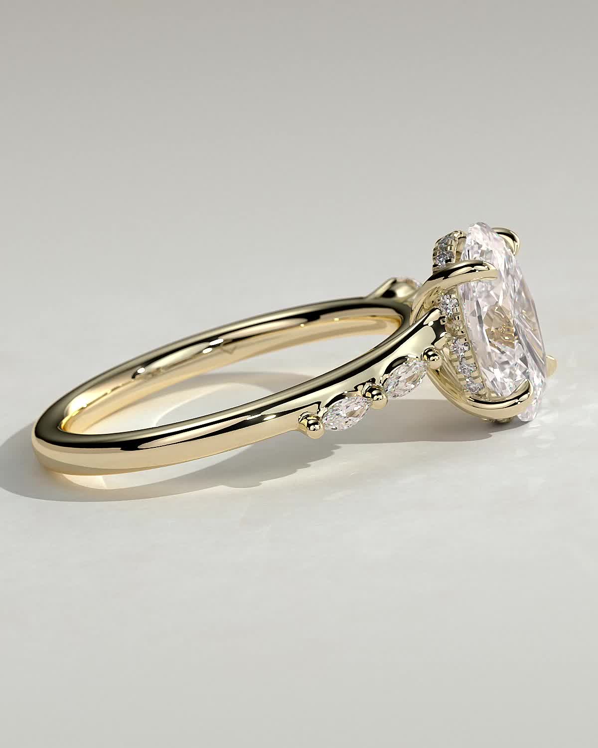 Jamie - Oval Solitaire with Opposing Marquise Accents - 18k Yellow Gold