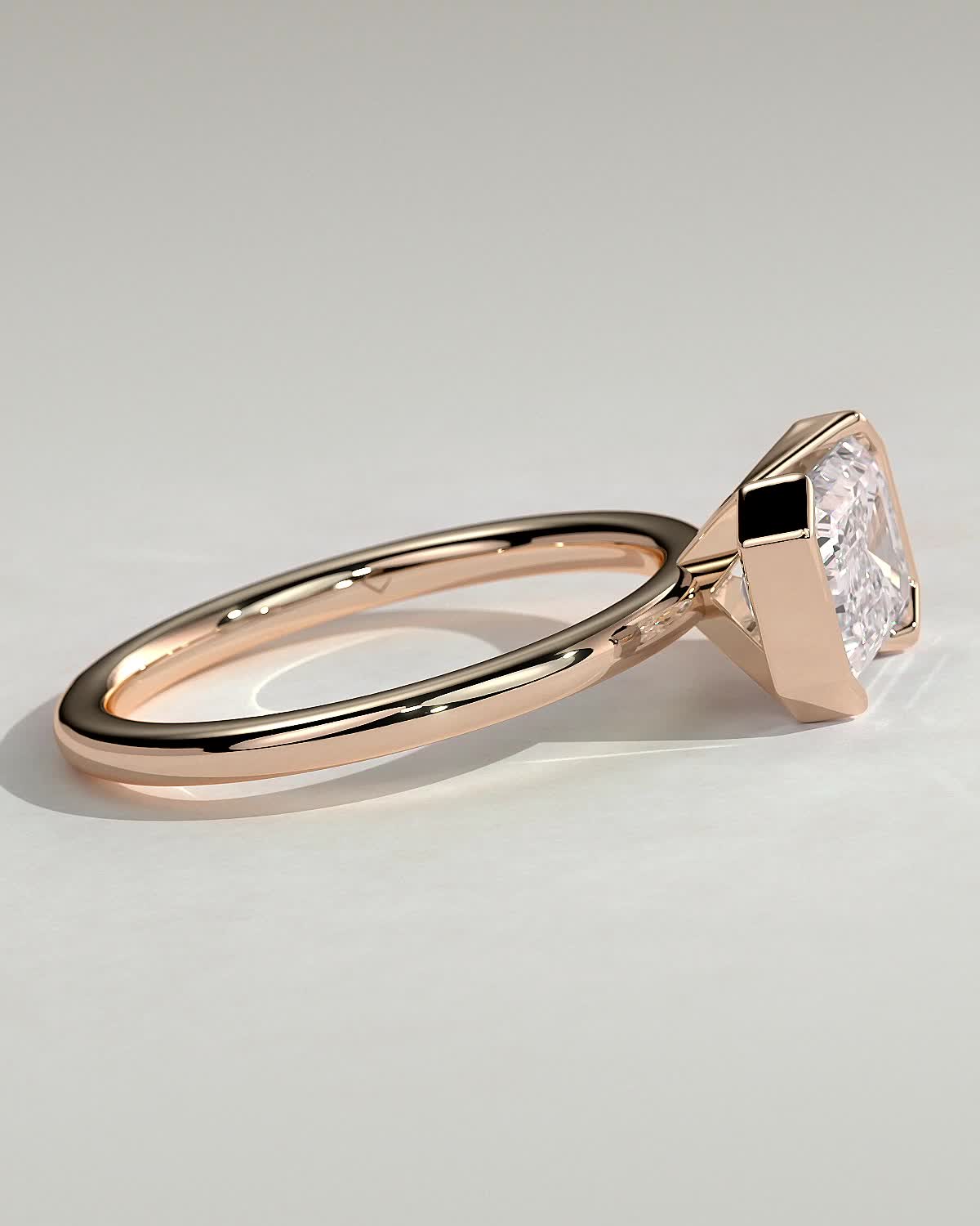 Jodie - Emerald Half Bezel Solitaire - 18k Rose Gold