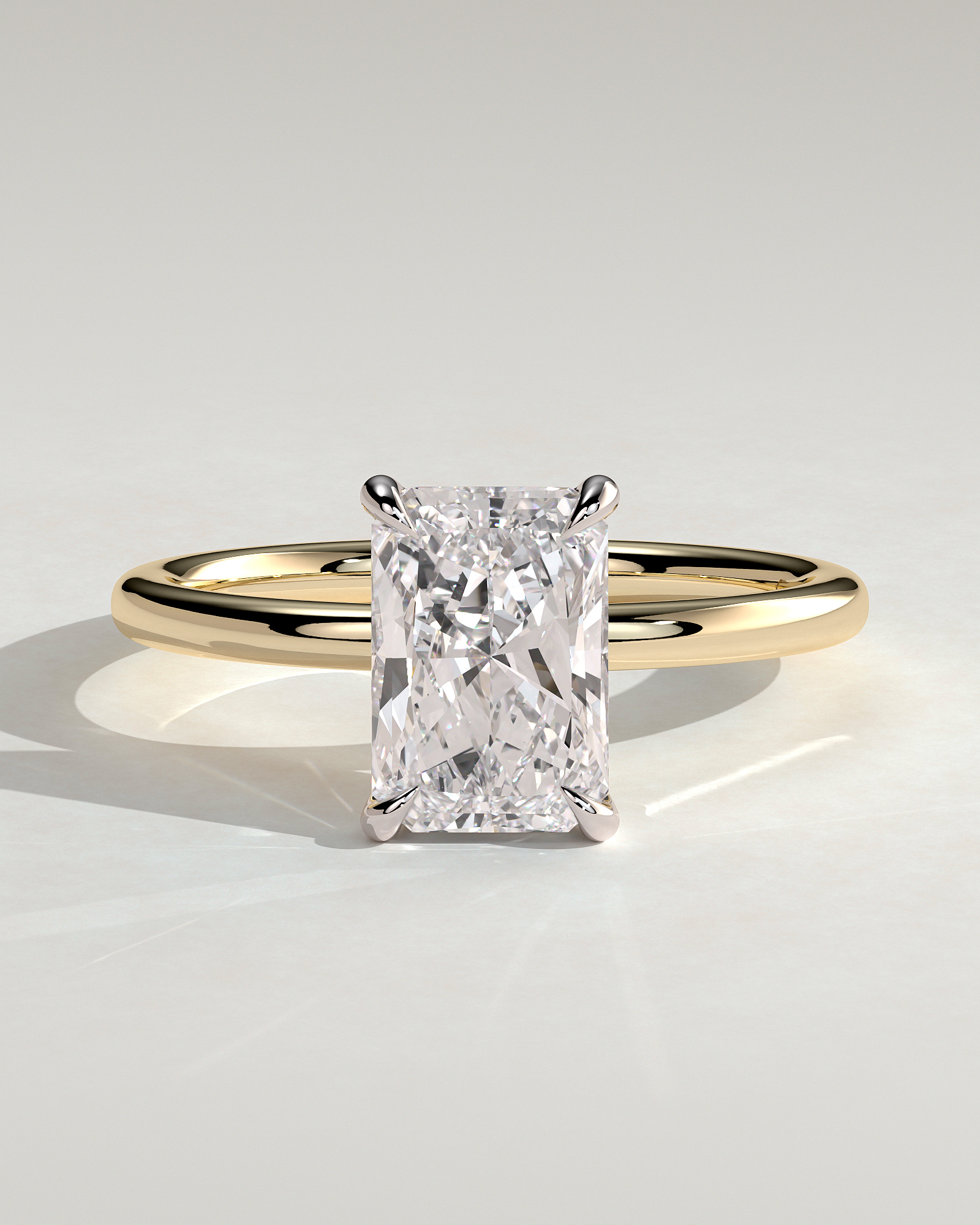 Judy - Radiant Solitaire - 18k Yellow Gold / 18k White Gold High Setting
