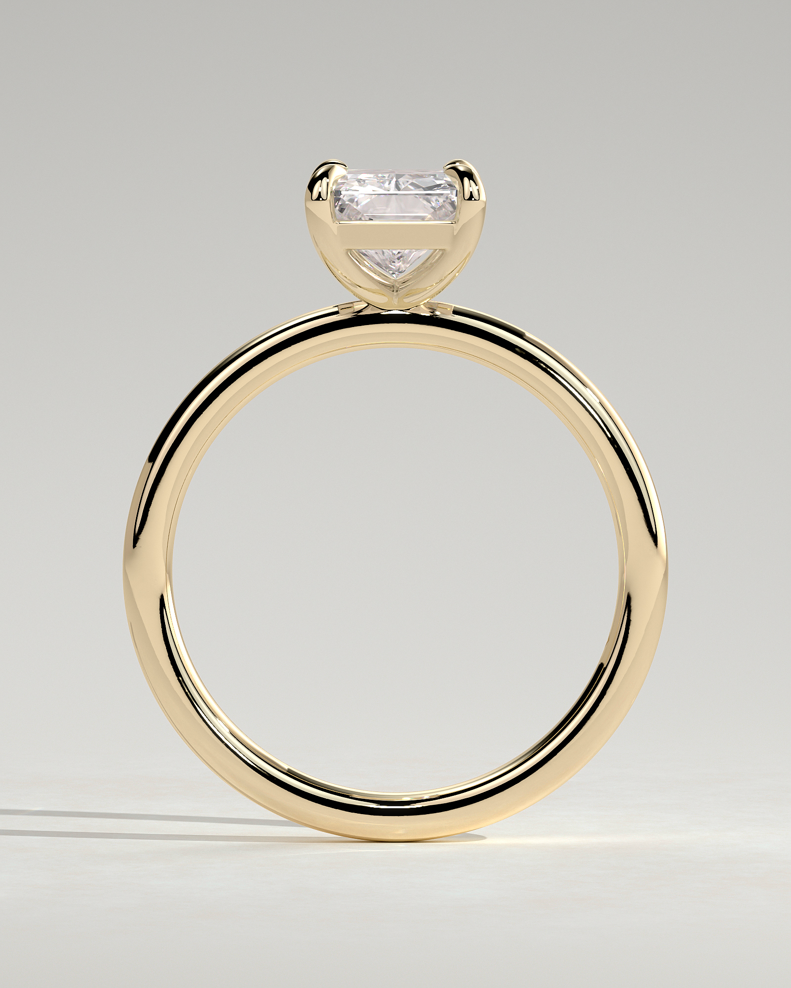 Judy - Radiant Solitaire - 18k Yellow Gold High Setting