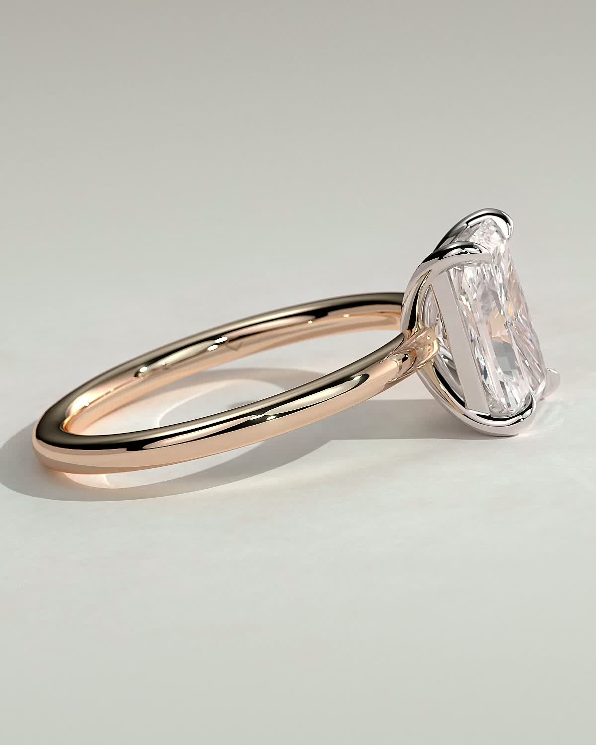 Judy - Radiant Solitaire - 18k Rose Gold / 18k White Gold Low Setting