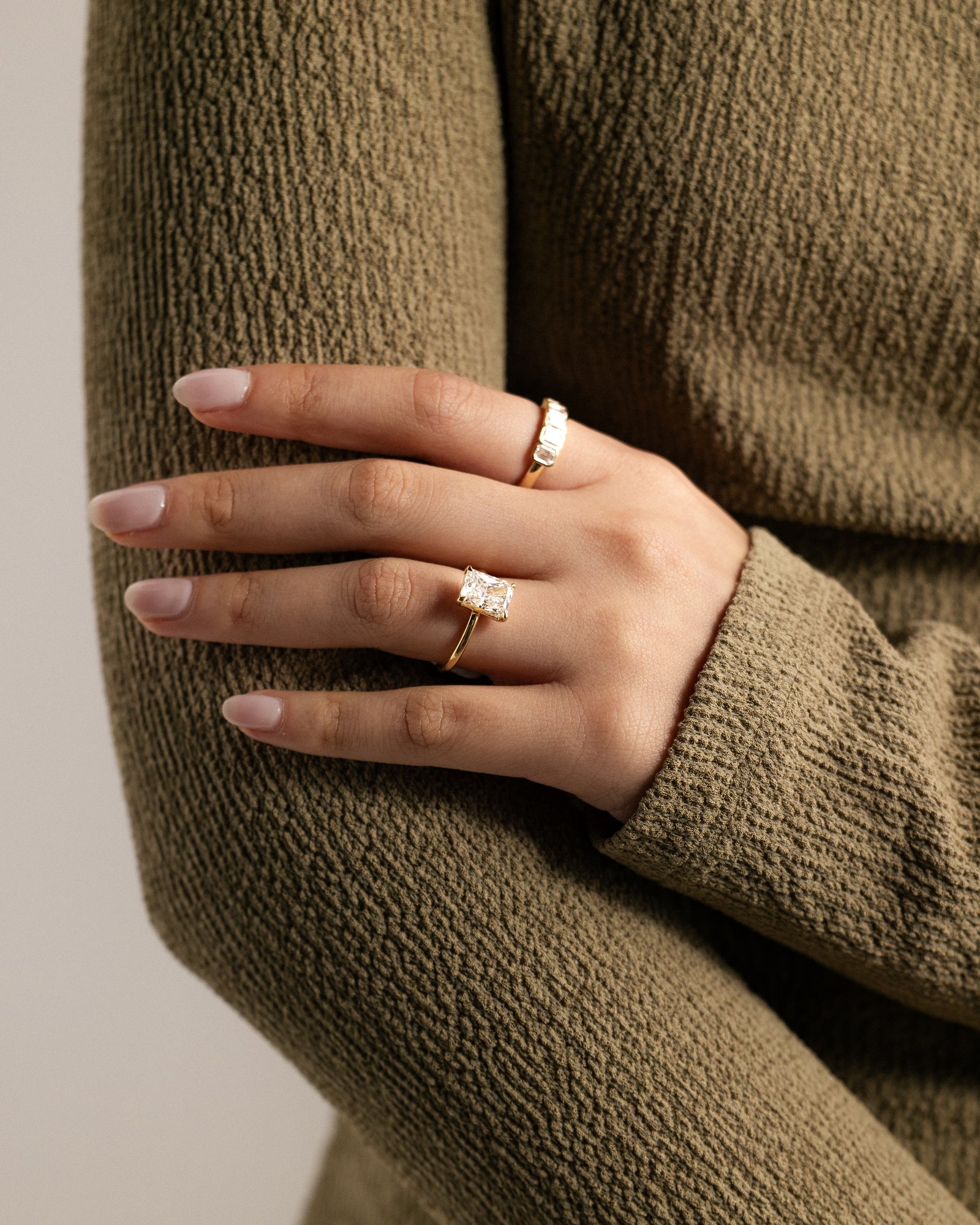 Judy - Radiant Solitaire Lifestyle Image