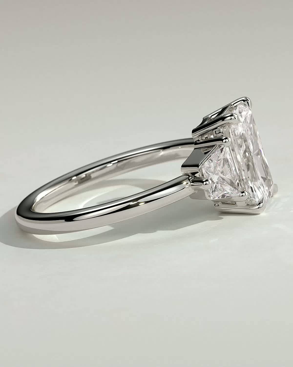 Juliette - Radiant Trilogy - 18k White Gold